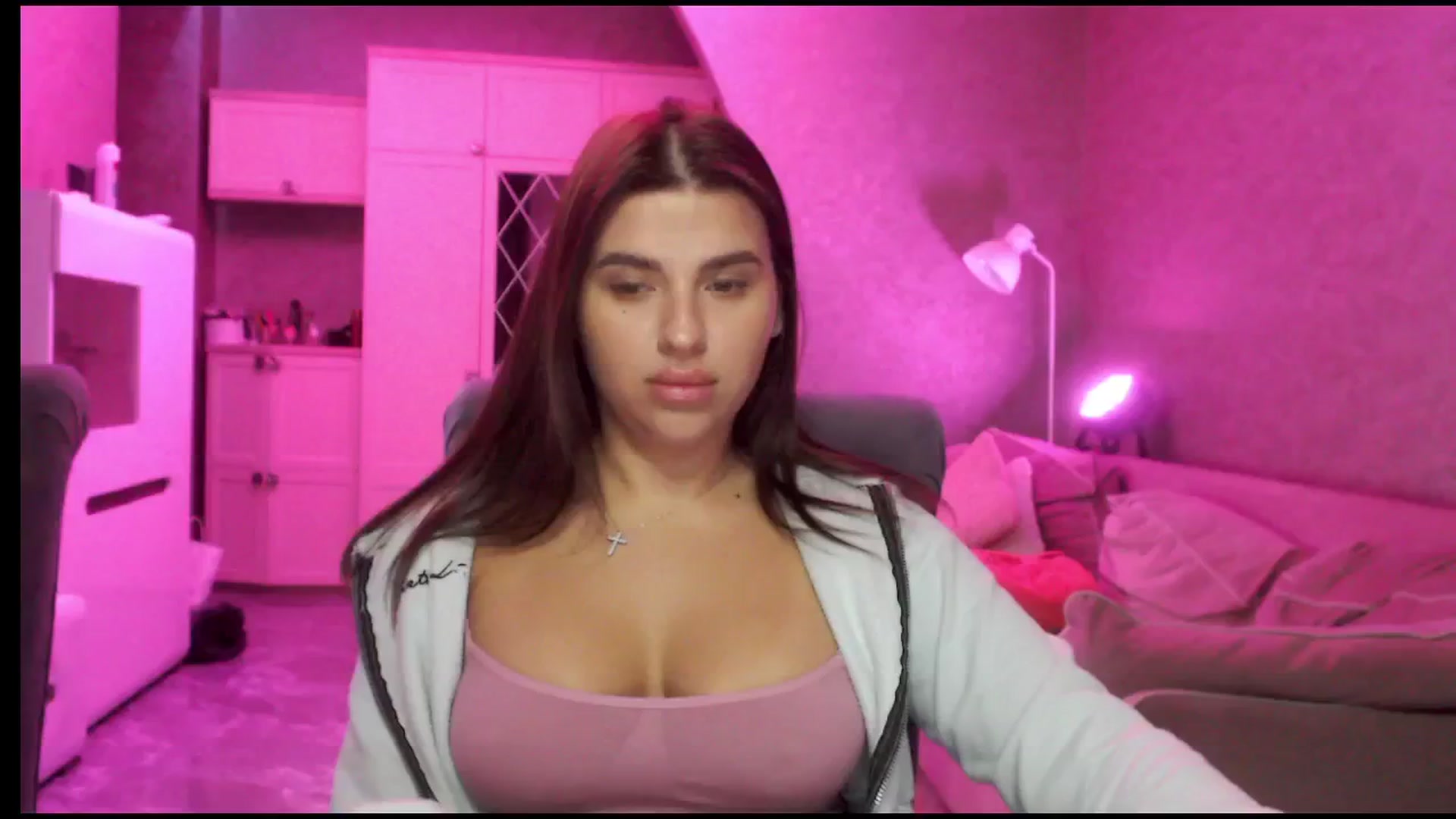 Gallery image thumbnail from Hot_Ann_Ivy's myfreecams stream on, 05/05/2024, 13:31 image 5 of 20