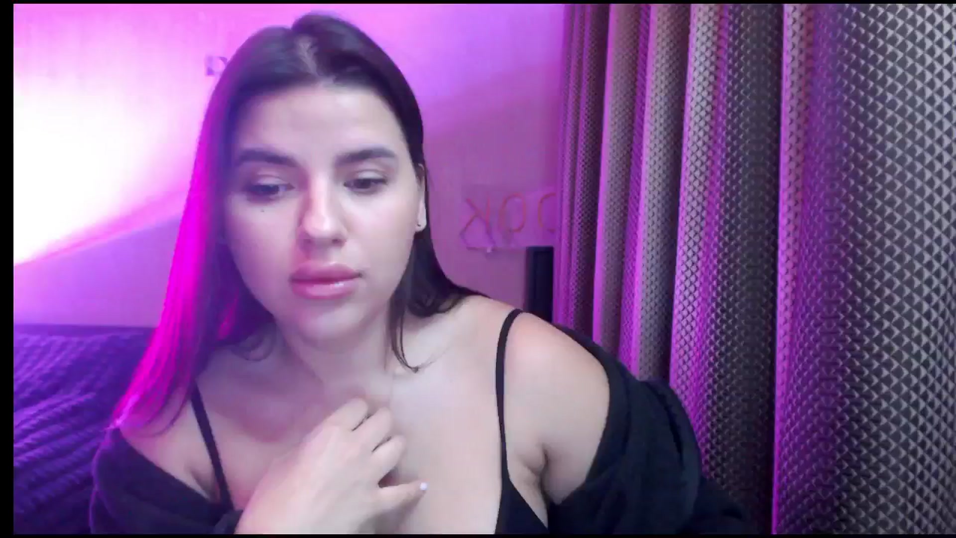 Gallery image thumbnail from Hot_Ann_Ivy's myfreecams stream on, 12/27/2024, 15:15 image 13 of 20