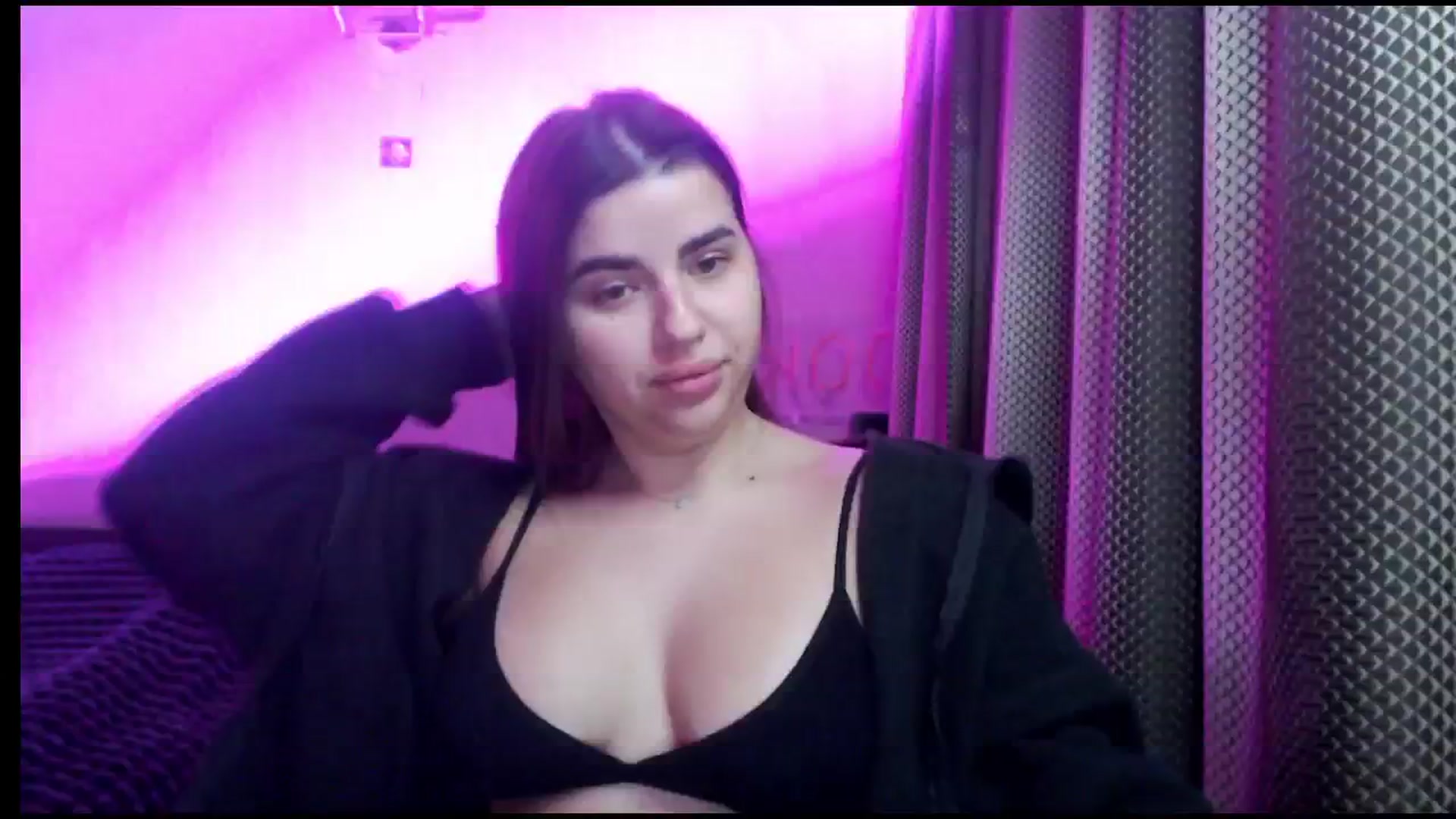 Gallery image thumbnail from Hot_Ann_Ivy's myfreecams stream on, 12/29/2024, 13:40 image 20 of 20