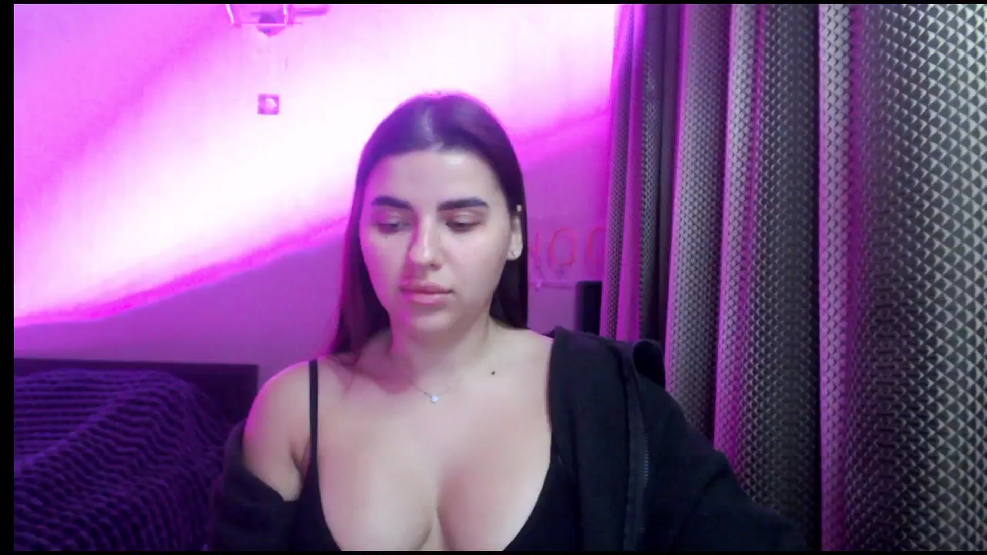 Gallery image thumbnail from Hot_Ann_Ivy's myfreecams stream on, 12/29/2024, 15:18 image 3 of 20
