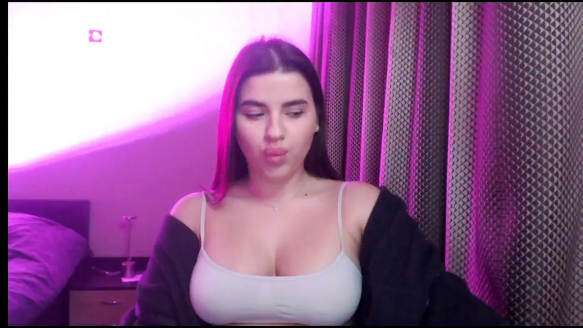 Gallery image thumbnail from Hot_Ann_Ivy's myfreecams stream on, 01/02/2025, 17:03 image 14 of 20