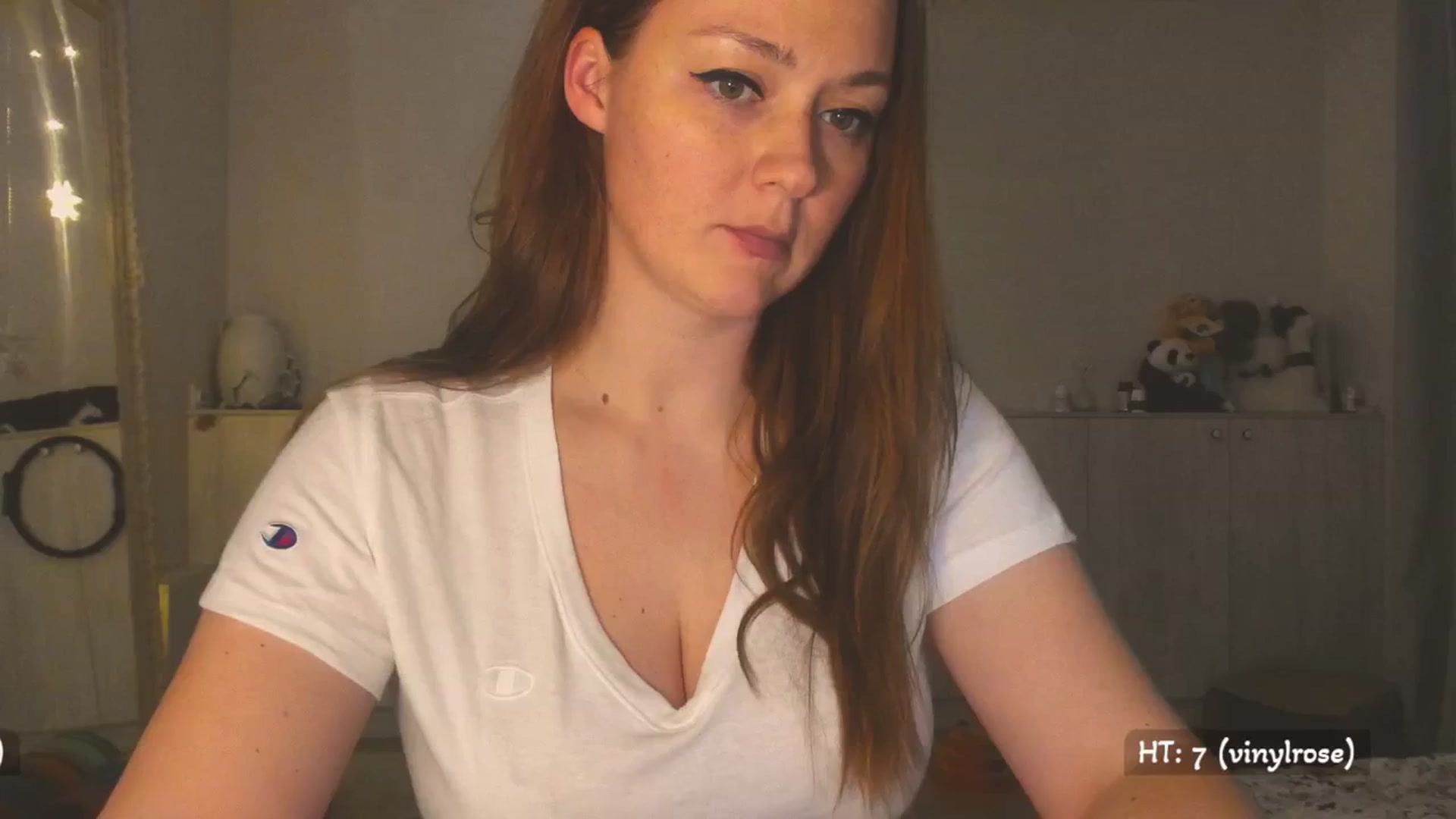Gallery image thumbnail from Hot_Bun's myfreecams stream on, 04/16/2025, 24:51 image 3 of 20