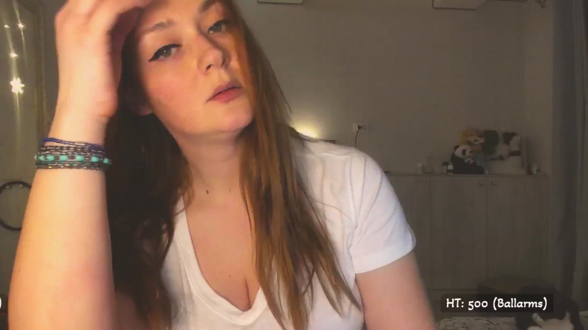 Gallery image thumbnail from Hot_Bun's myfreecams stream on, 04/16/2025, 24:51 image 19 of 20