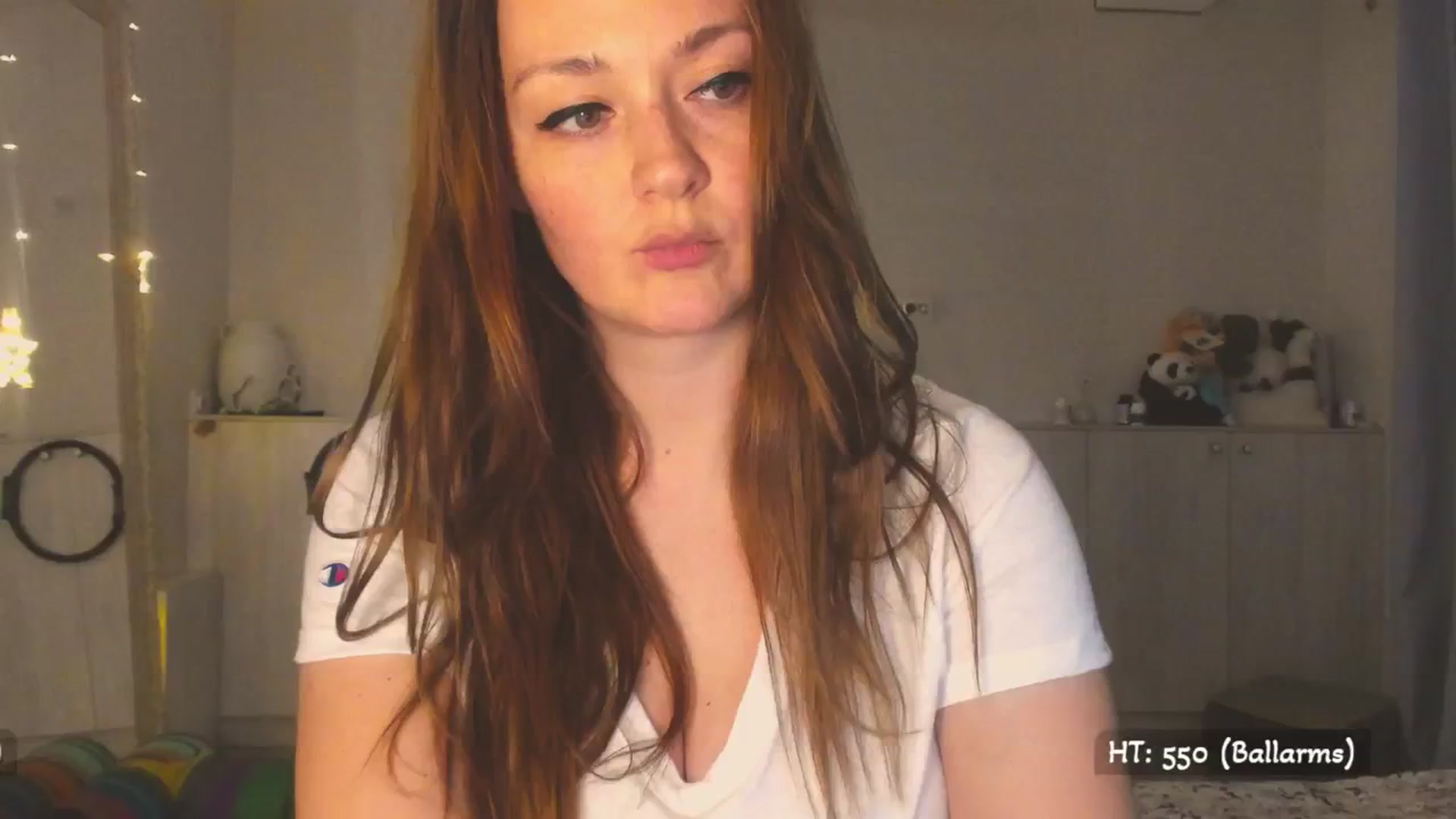 Gallery image thumbnail from Hot_Bun's myfreecams stream on, 04/16/2025, 01:56 image 10 of 20