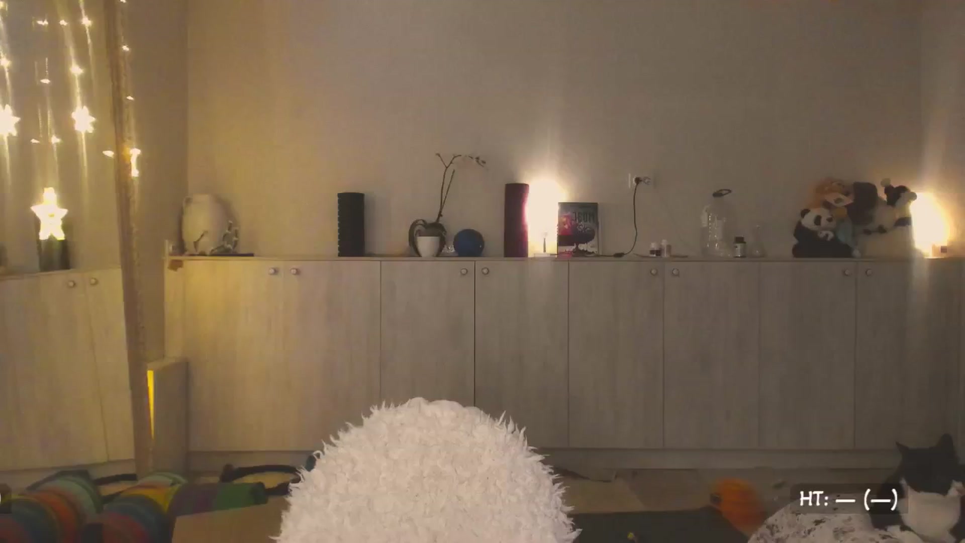 Gallery image thumbnail from Hot_Bun's myfreecams stream on, 04/18/2025, 24:01 image 5 of 20
