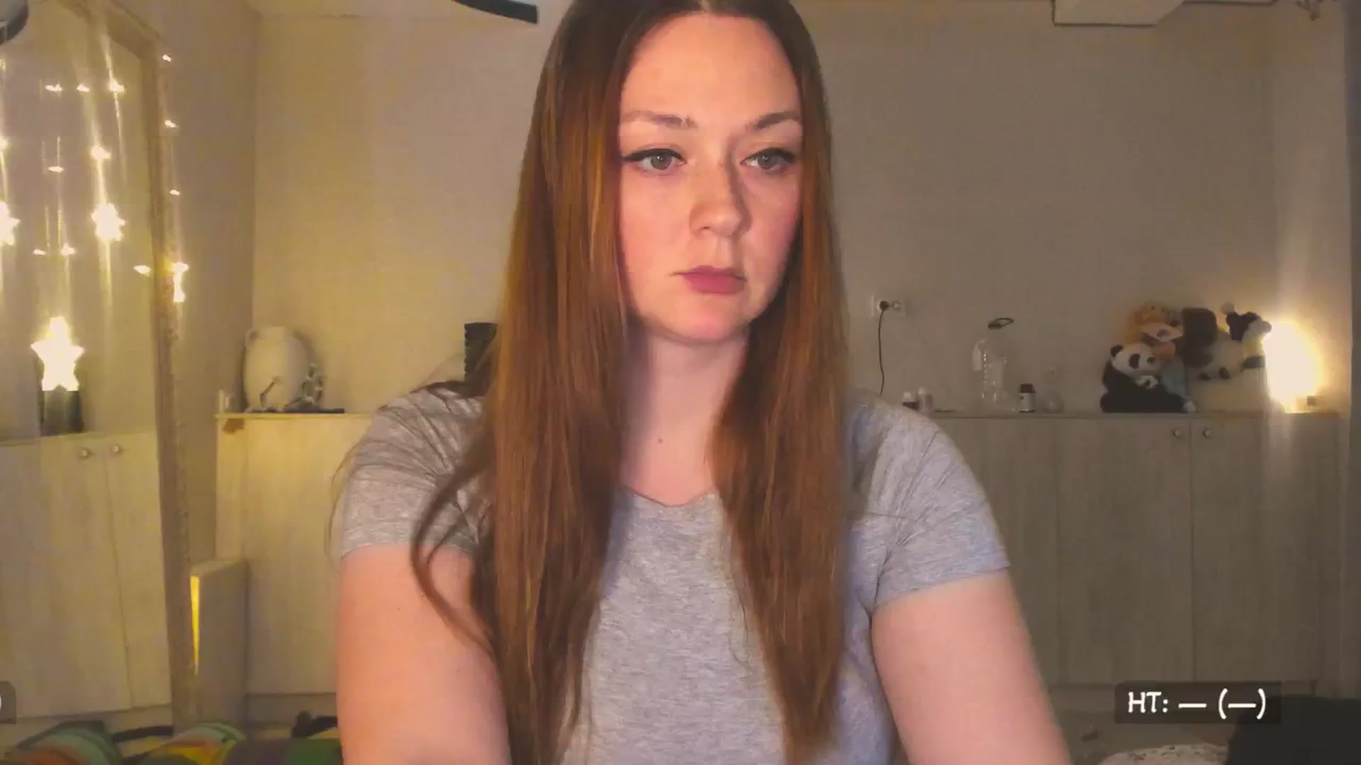 Gallery image thumbnail from Hot_Bun's myfreecams stream on, 04/18/2025, 24:01 image 3 of 20