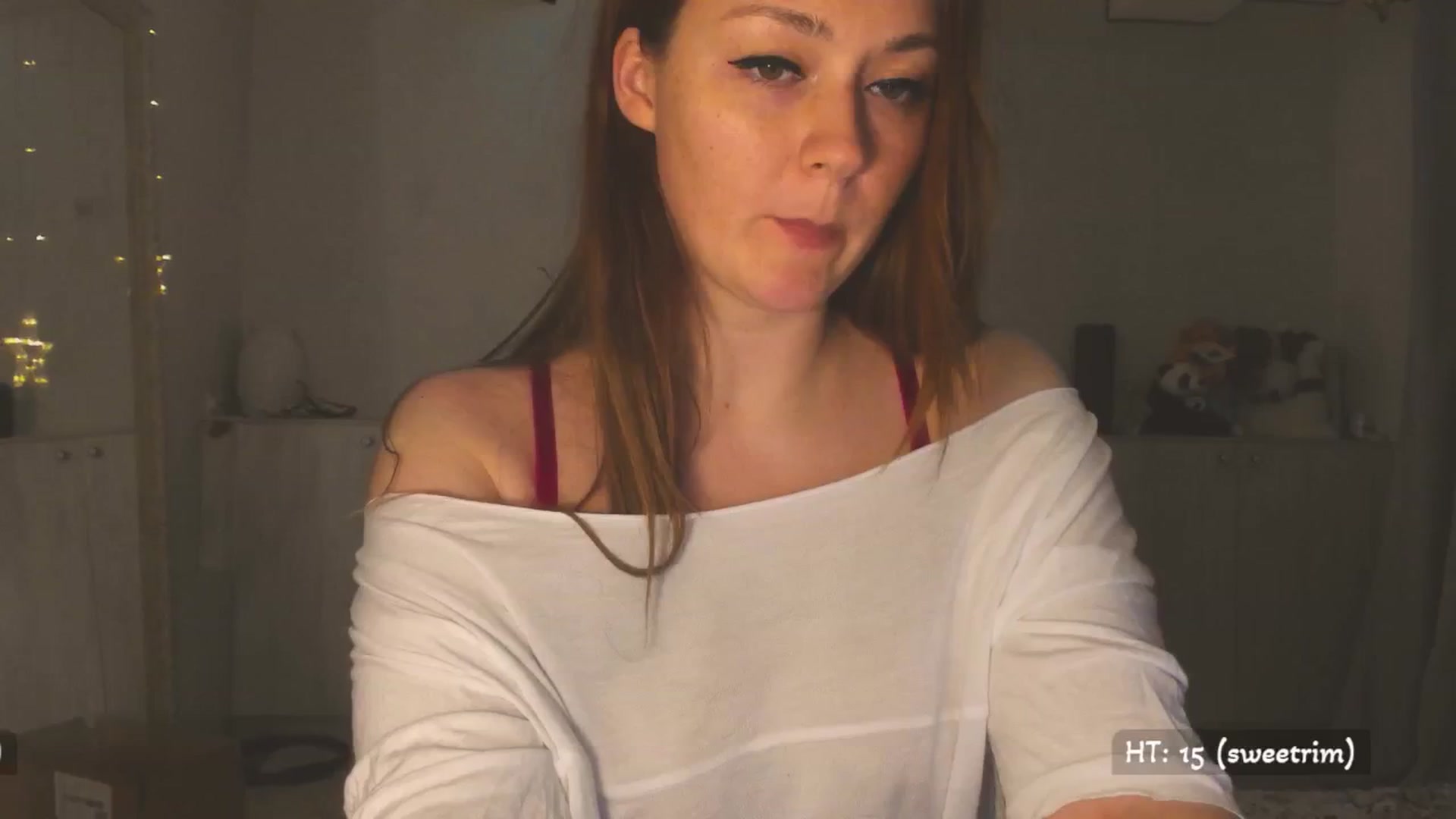 Gallery image thumbnail from Hot_Bun's myfreecams stream on, 04/20/2025, 24:00 image 6 of 20