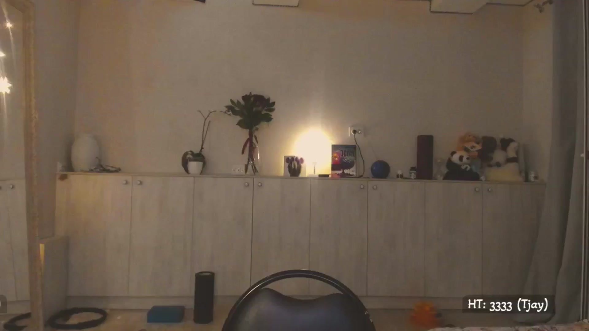 Gallery image thumbnail from Hot_Bun's myfreecams stream on, 04/20/2025, 02:26 image 19 of 20