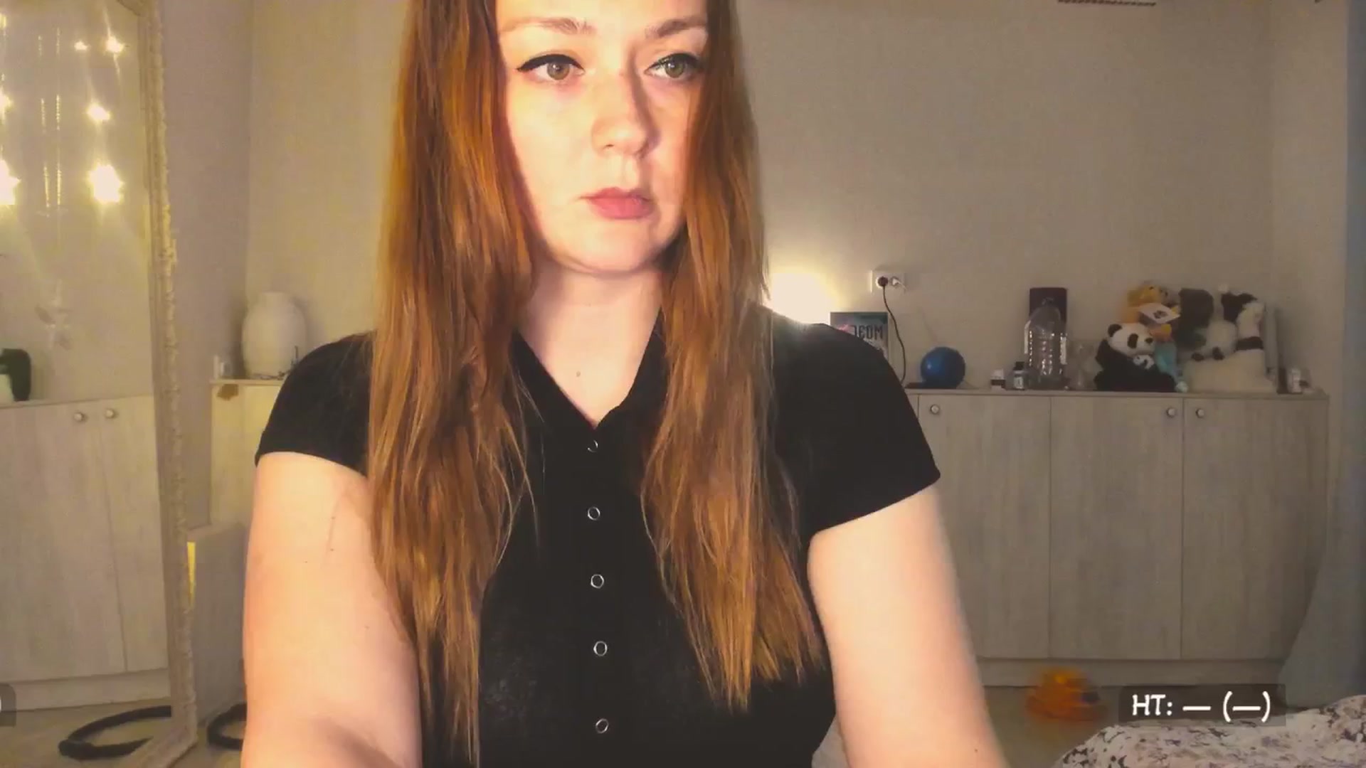 Gallery image thumbnail from Hot_Bun's myfreecams stream on, 04/21/2025, 01:31 image 1 of 20