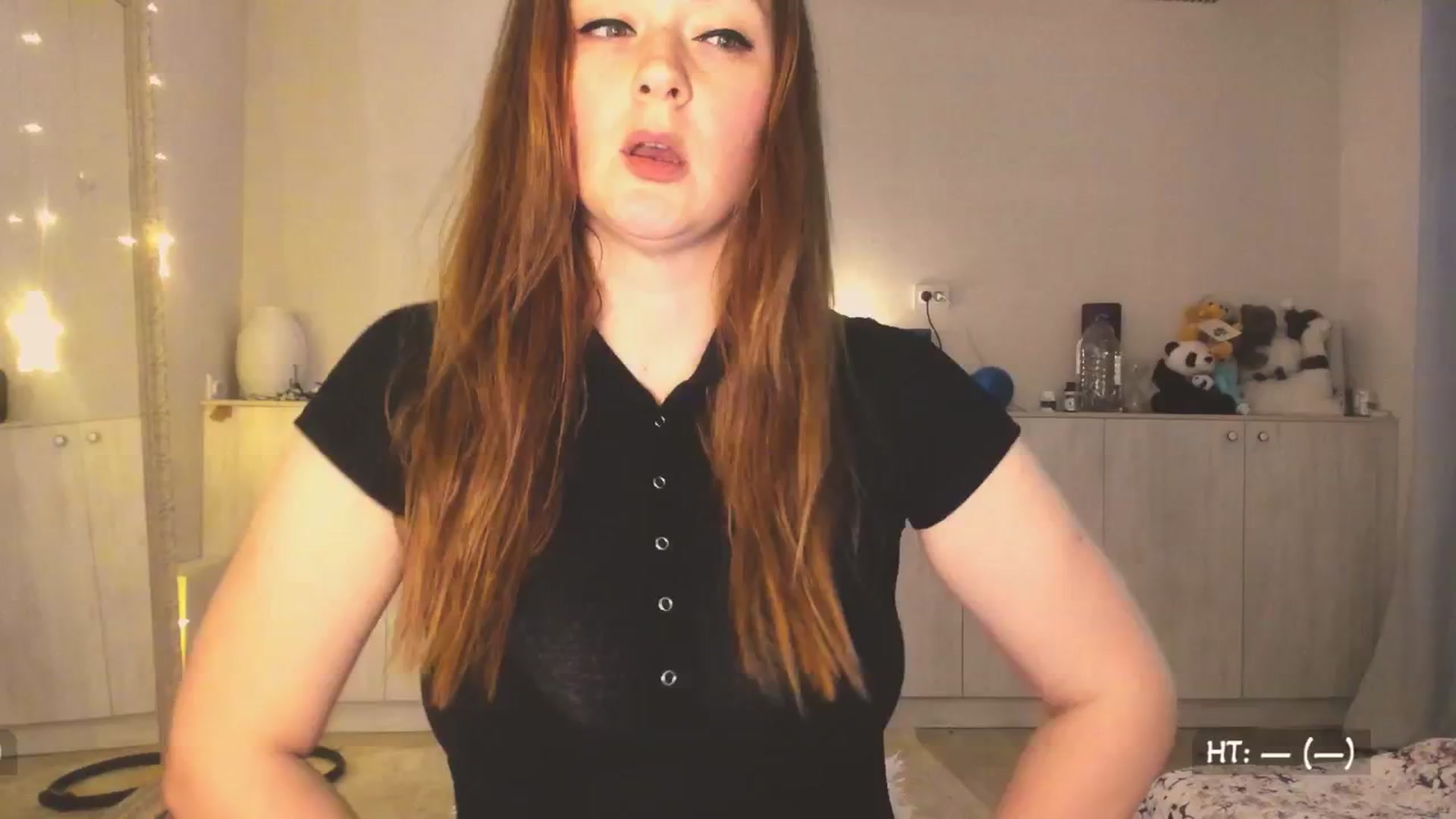 Gallery image thumbnail from Hot_Bun's myfreecams stream on, 04/21/2025, 01:31 image 5 of 20