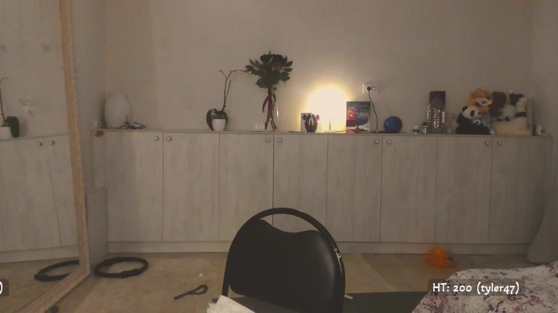 Gallery image thumbnail from Hot_Bun's myfreecams stream on, 04/21/2025, 01:31 image 17 of 20