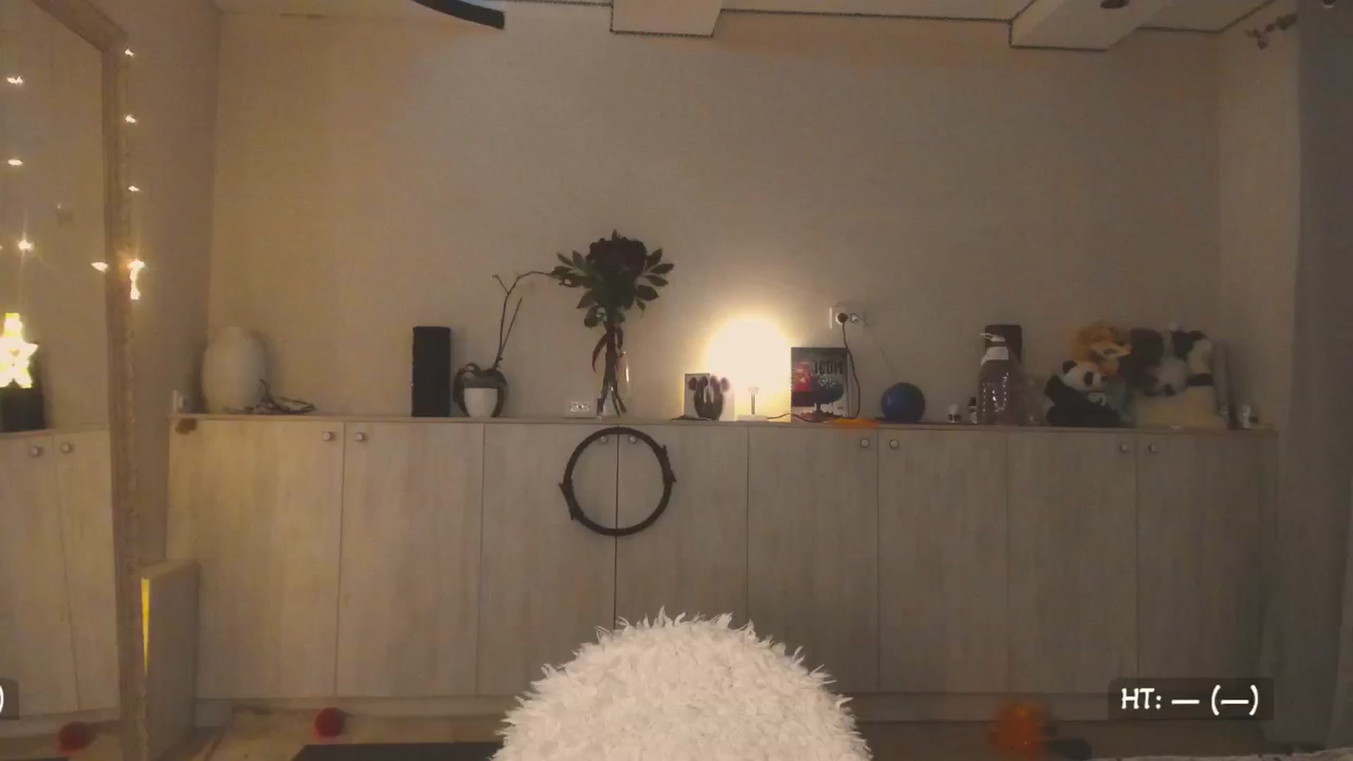 Gallery image thumbnail from Hot_Bun's myfreecams stream on, 04/23/2025, 24:02 image 2 of 20