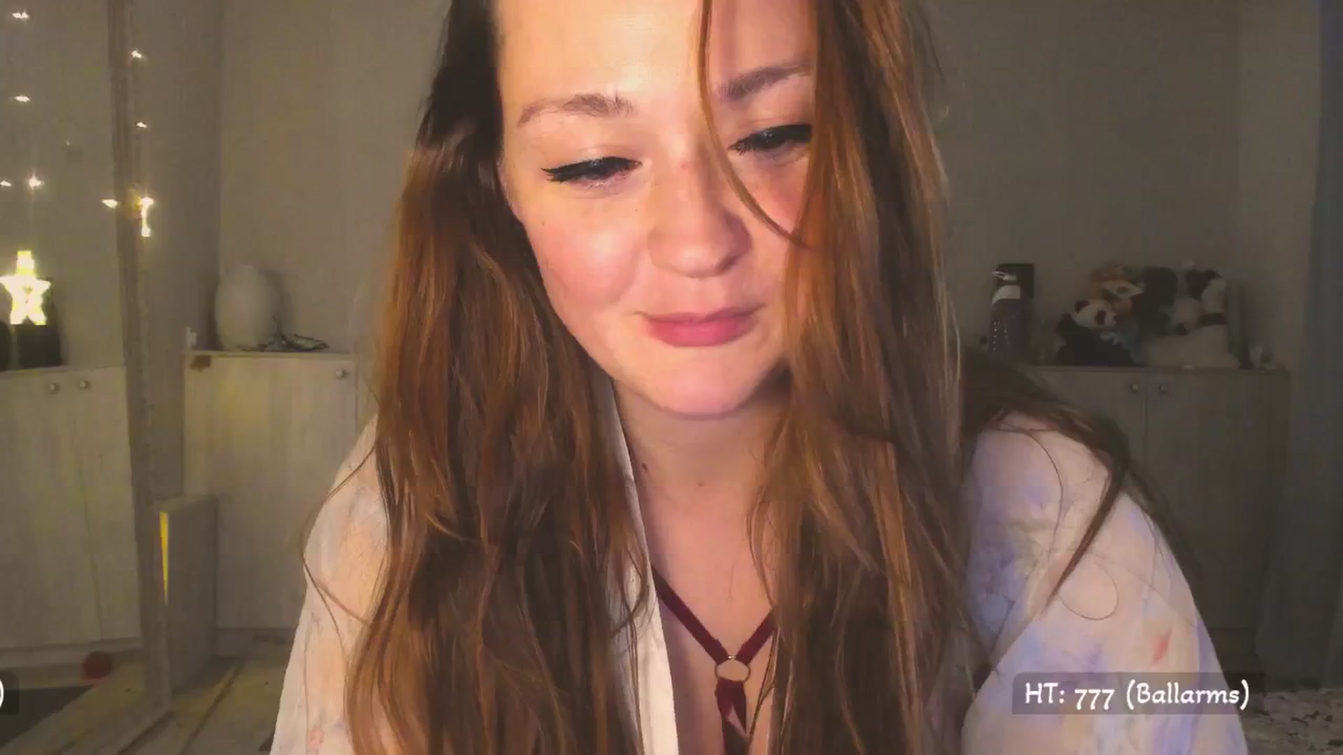 Gallery image thumbnail from Hot_Bun's myfreecams stream on, 04/23/2025, 01:41 image 18 of 20