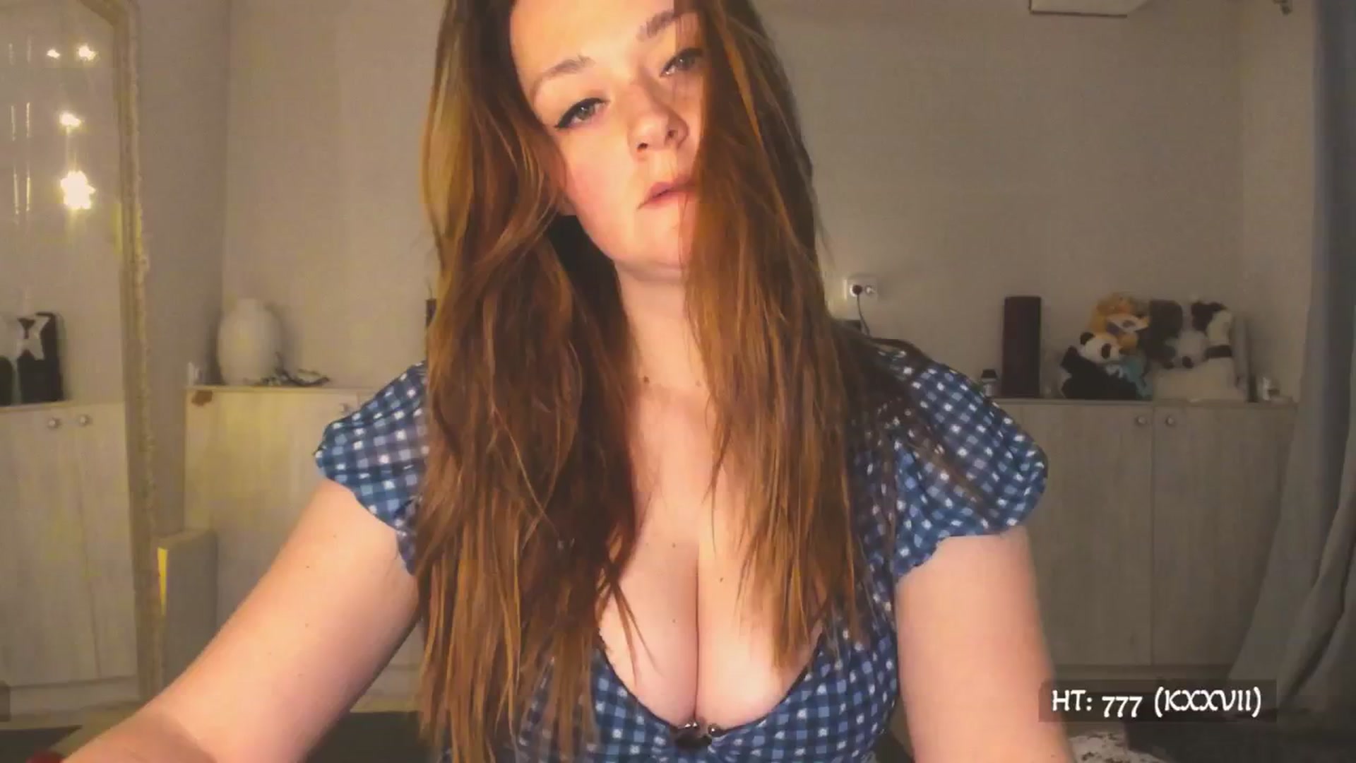 Gallery image thumbnail from Hot_Bun's myfreecams stream on, 04/26/2025, 01:37 image 13 of 20