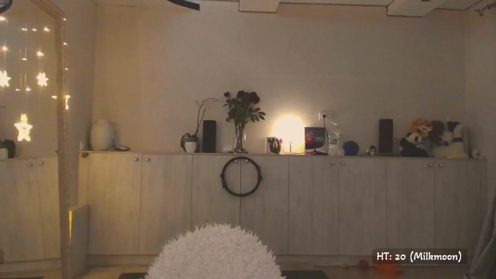 Gallery image thumbnail from Hot_Bun's myfreecams stream on, 04/28/2025, 24:02 image 8 of 20