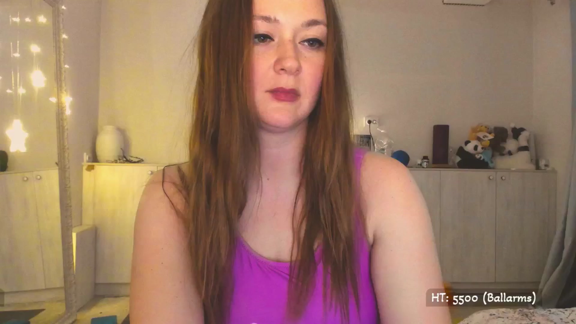 Gallery image thumbnail from Hot_Bun's myfreecams stream on, 04/28/2025, 02:00 image 10 of 20