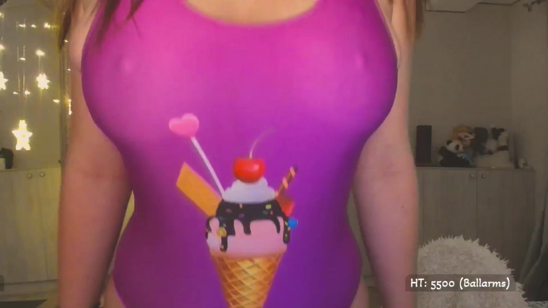 Gallery image thumbnail from Hot_Bun's myfreecams stream on, 04/28/2025, 02:00 image 8 of 20
