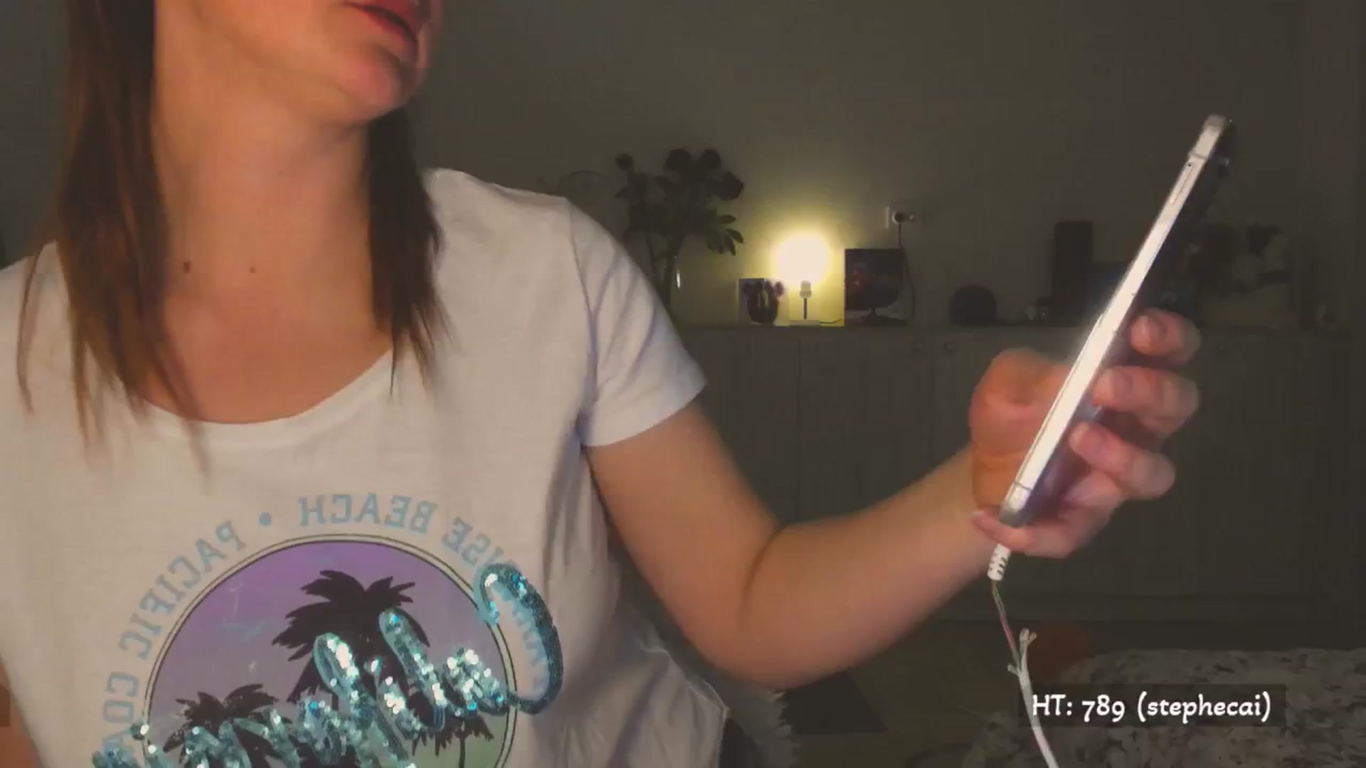 Gallery image thumbnail from Hot_Bun's myfreecams stream on, 05/01/2025, 01:20 image 1 of 20