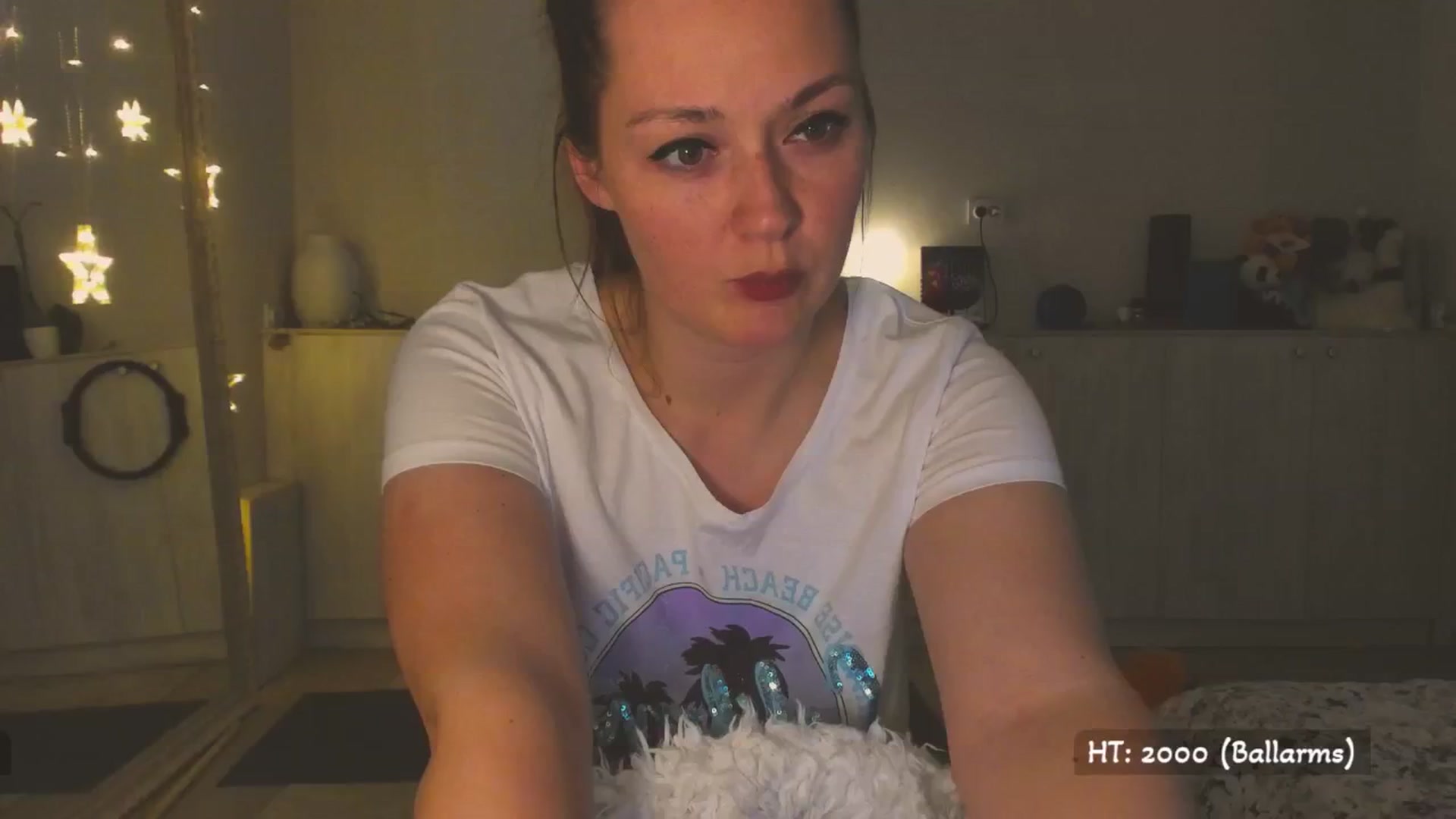 Gallery image thumbnail from Hot_Bun's myfreecams stream on, 05/01/2025, 01:20 image 13 of 20