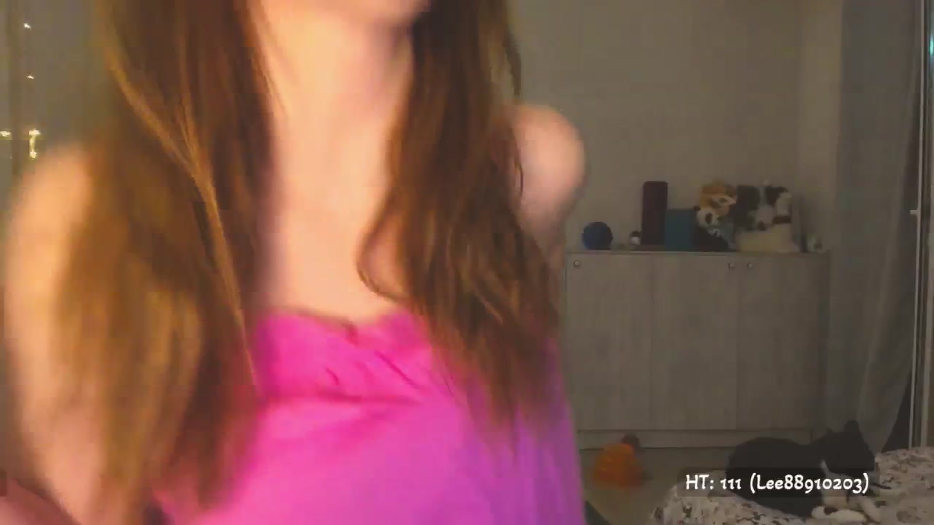 Gallery image thumbnail from Hot_Bun's myfreecams stream on, 05/03/2025, 24:56 image 19 of 20