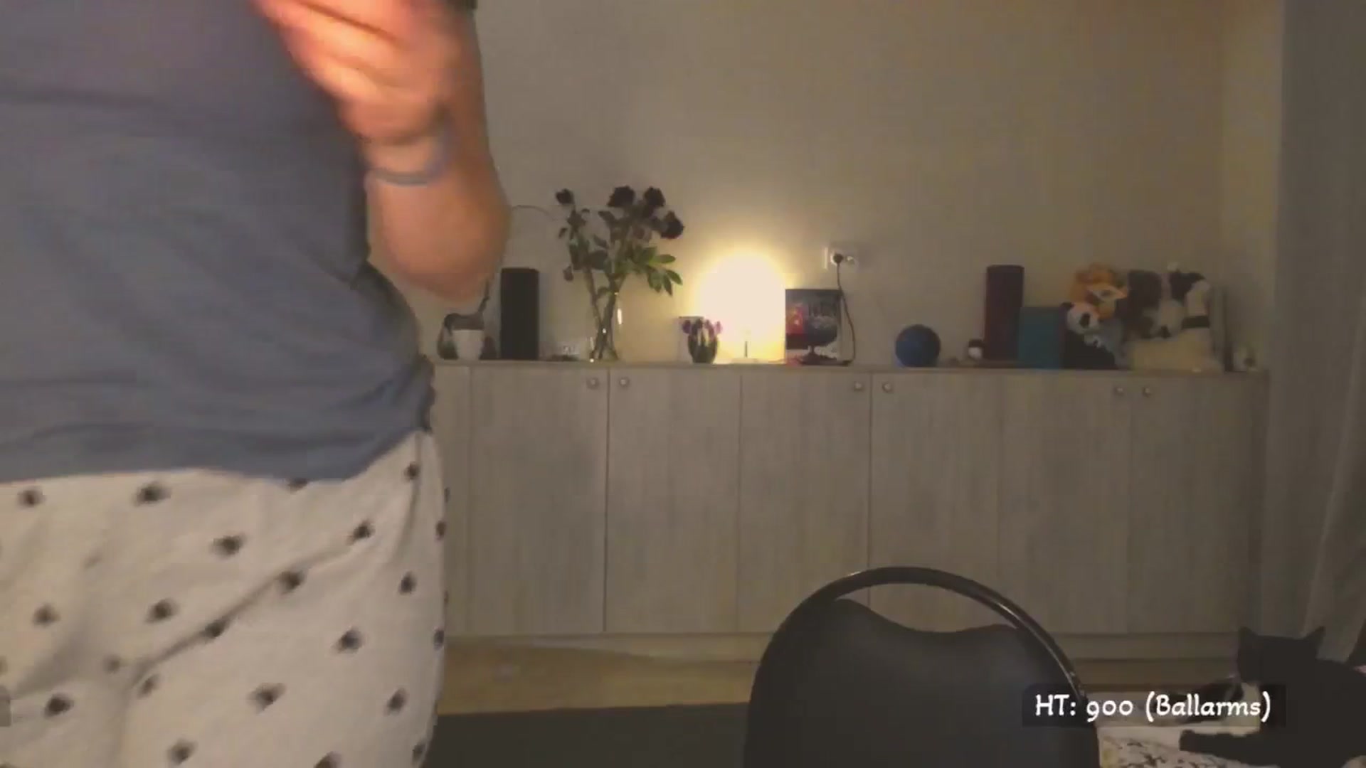Gallery image thumbnail from Hot_Bun's myfreecams stream on, 05/03/2025, 01:38 image 17 of 20