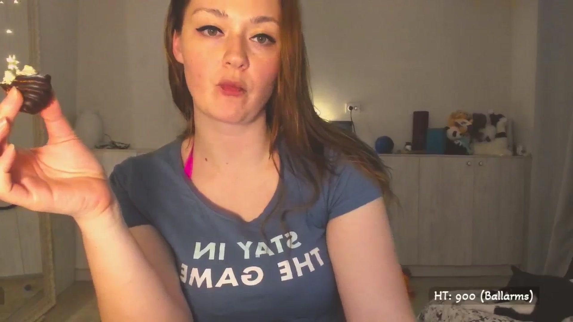 Gallery image thumbnail from Hot_Bun's myfreecams stream on, 05/03/2025, 01:38 image 18 of 20