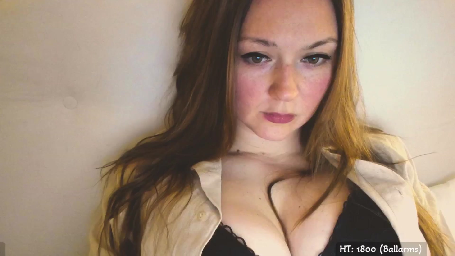 Gallery image thumbnail from Hot_Bun's myfreecams stream on, 05/05/2025, 01:08 image 11 of 20