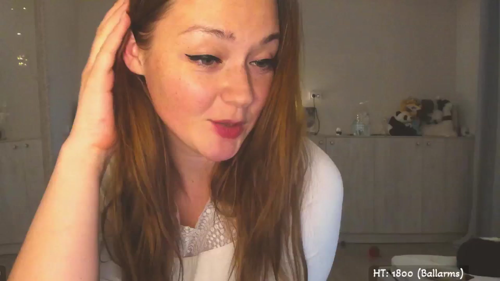 Gallery image thumbnail from Hot_Bun's myfreecams stream on, 05/05/2025, 01:52 image 20 of 20