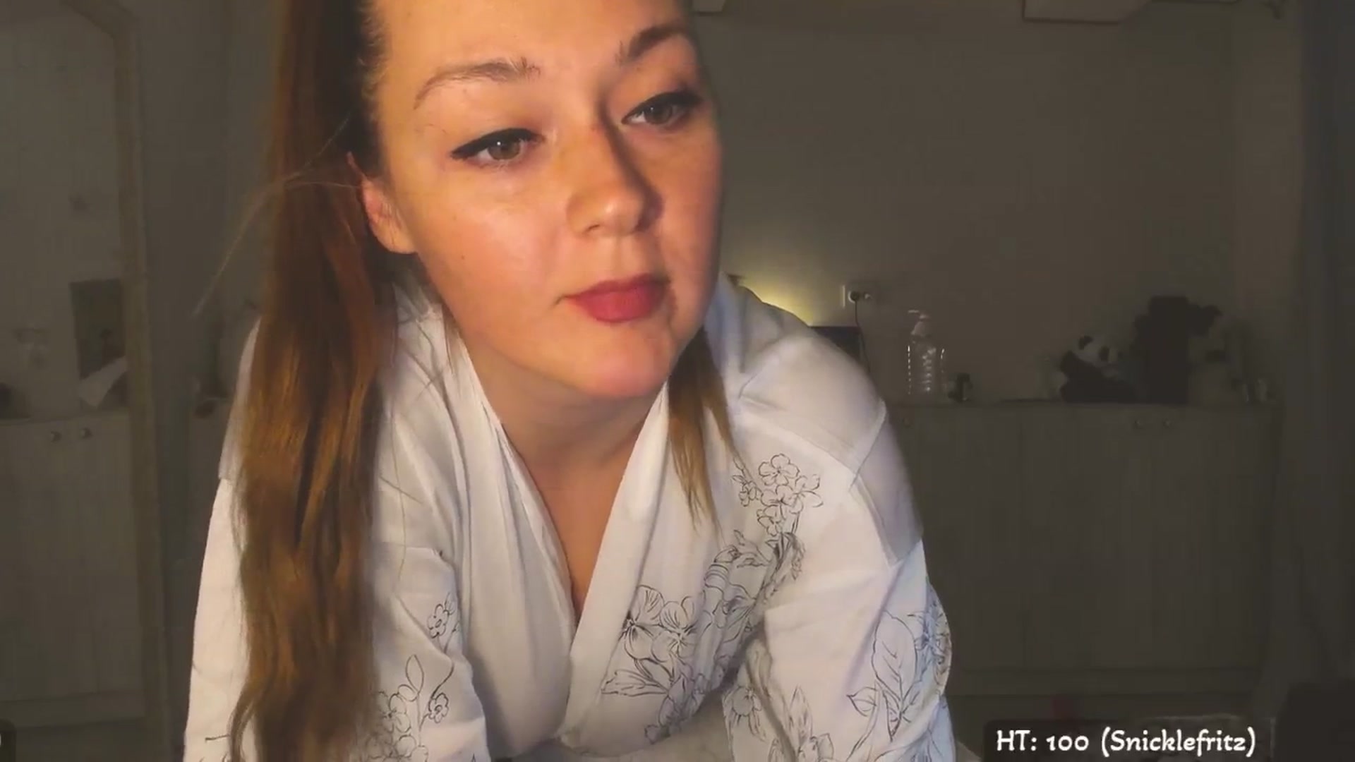 Gallery image thumbnail from Hot_Bun's myfreecams stream on, 05/09/2025, 01:13 image 11 of 20