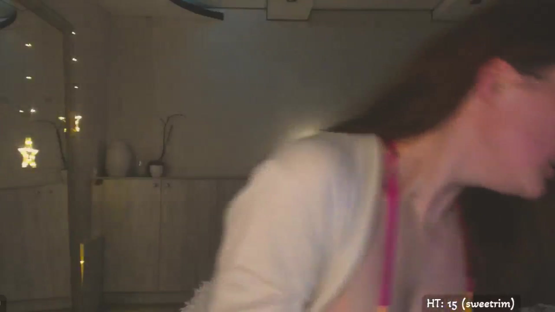 Gallery image thumbnail from Hot_Bun's myfreecams stream on, 05/14/2025, 01:43 image 19 of 20