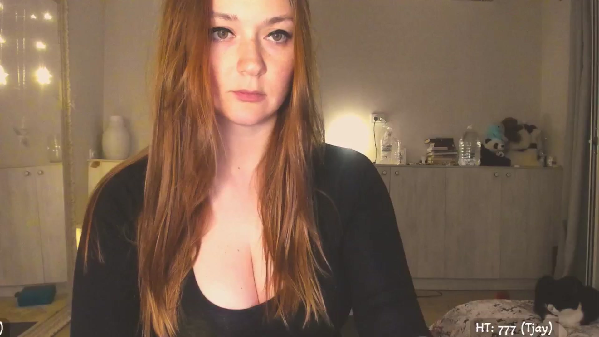 Gallery image thumbnail from Hot_Bun's myfreecams stream on, 05/26/2025, 01:46 image 20 of 20