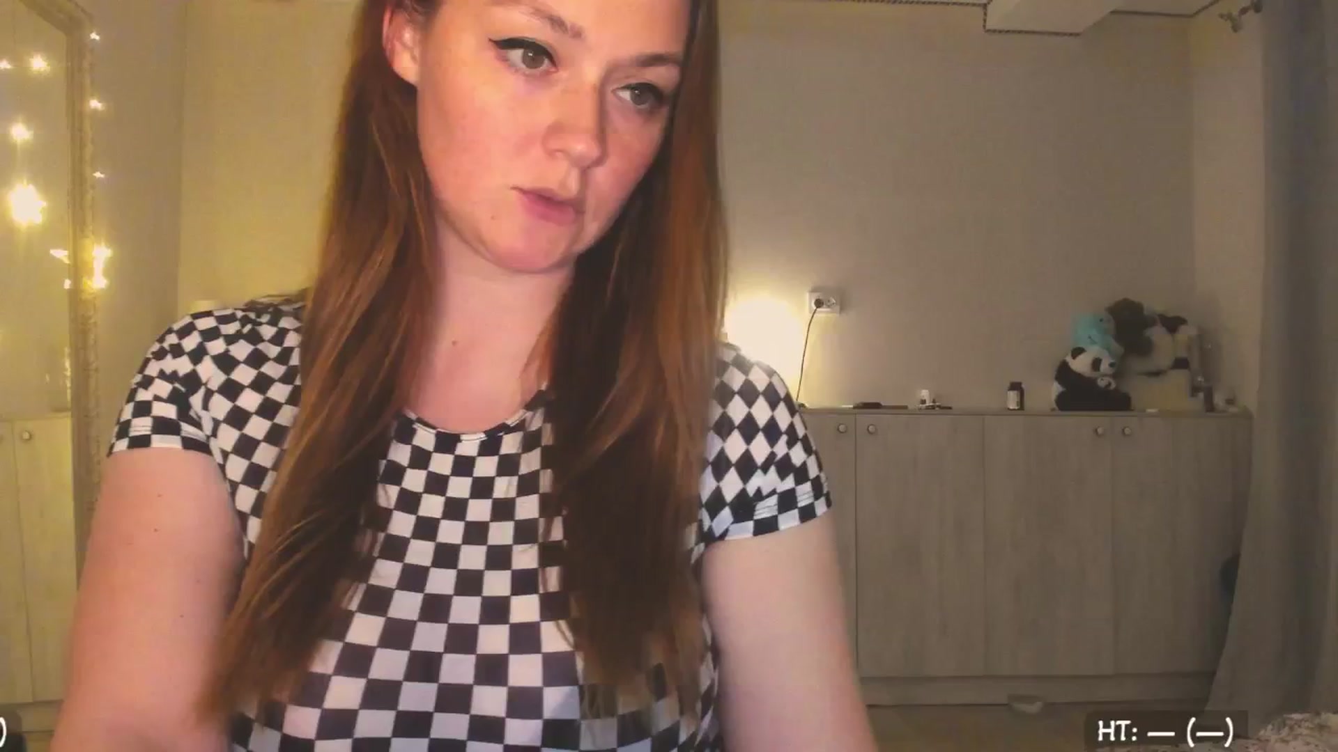 Gallery image thumbnail from Hot_Bun's myfreecams stream on, 05/29/2025, 01:23 image 7 of 20