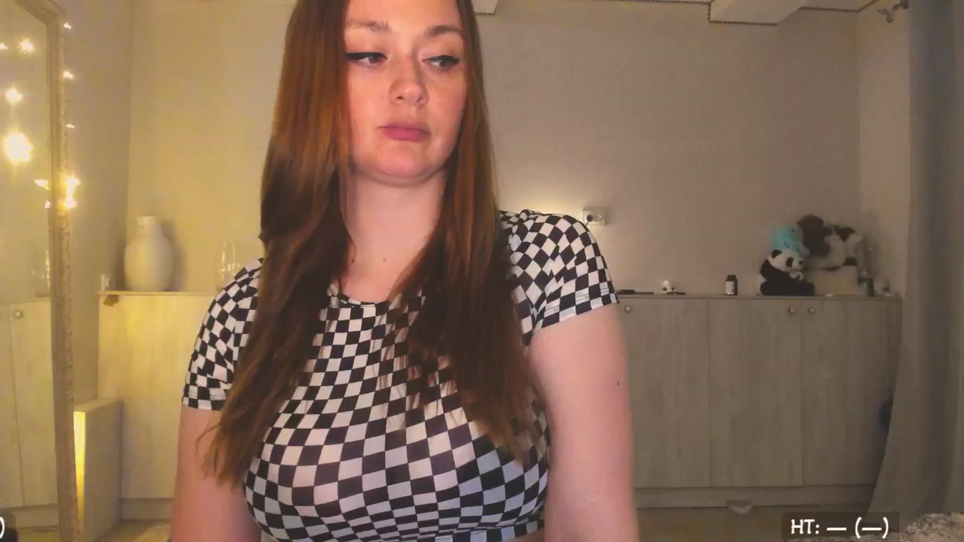 Gallery image thumbnail from Hot_Bun's myfreecams stream on, 05/29/2025, 01:23 image 2 of 20