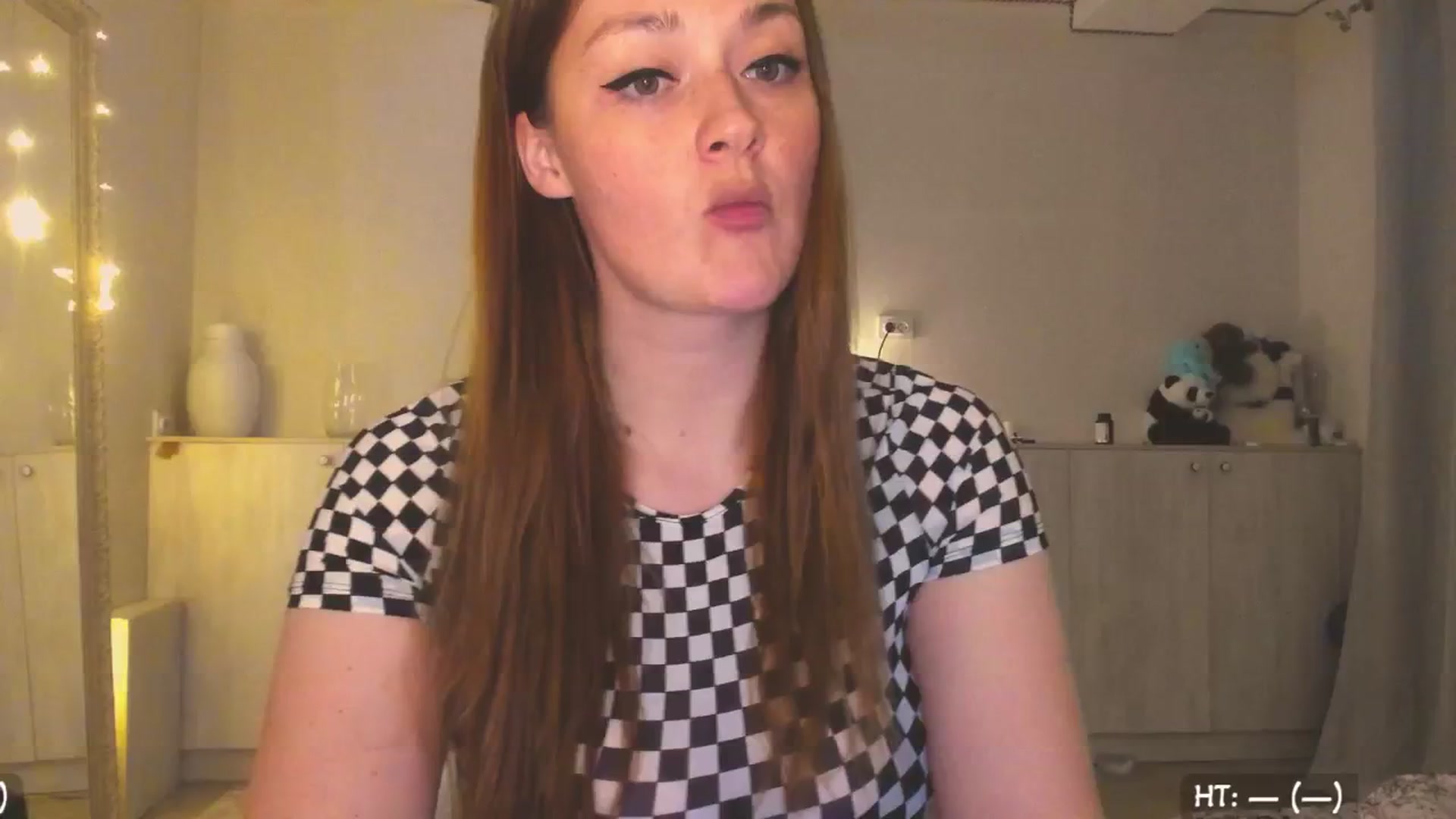 Gallery image thumbnail from Hot_Bun's myfreecams stream on, 05/29/2025, 01:23 image 3 of 20