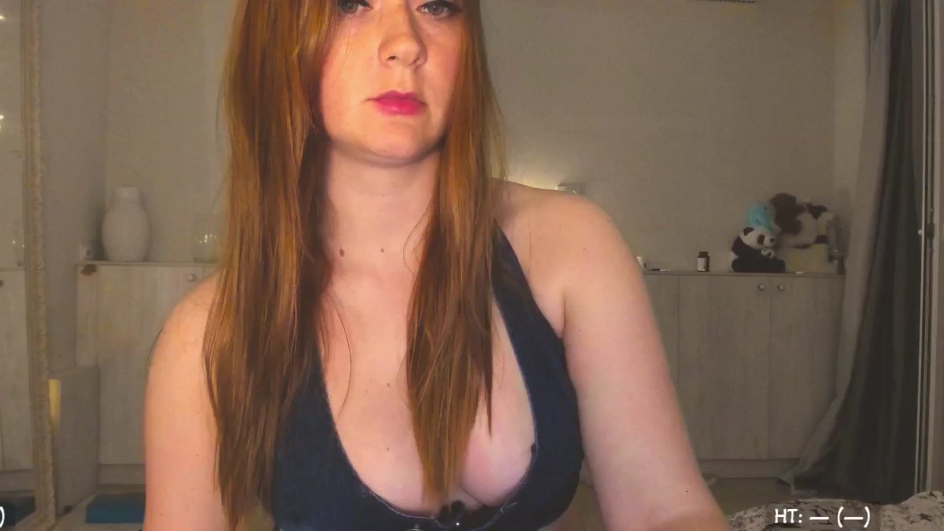 Gallery image thumbnail from Hot_Bun's myfreecams stream on, 05/30/2025, 23:41 image 11 of 20