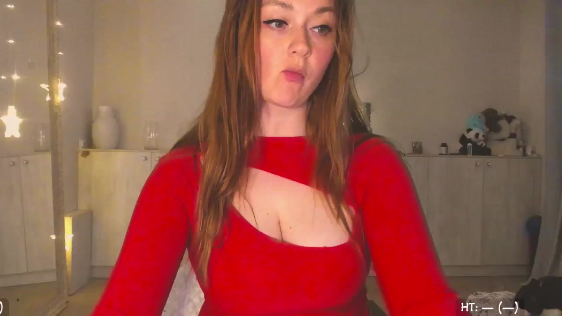 Gallery image thumbnail from Hot_Bun's myfreecams stream on, 06/01/2025, 01:55 image 14 of 20