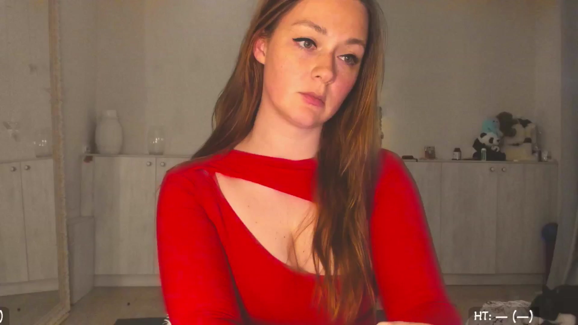 Gallery image thumbnail from Hot_Bun's myfreecams stream on, 06/01/2025, 01:55 image 10 of 20
