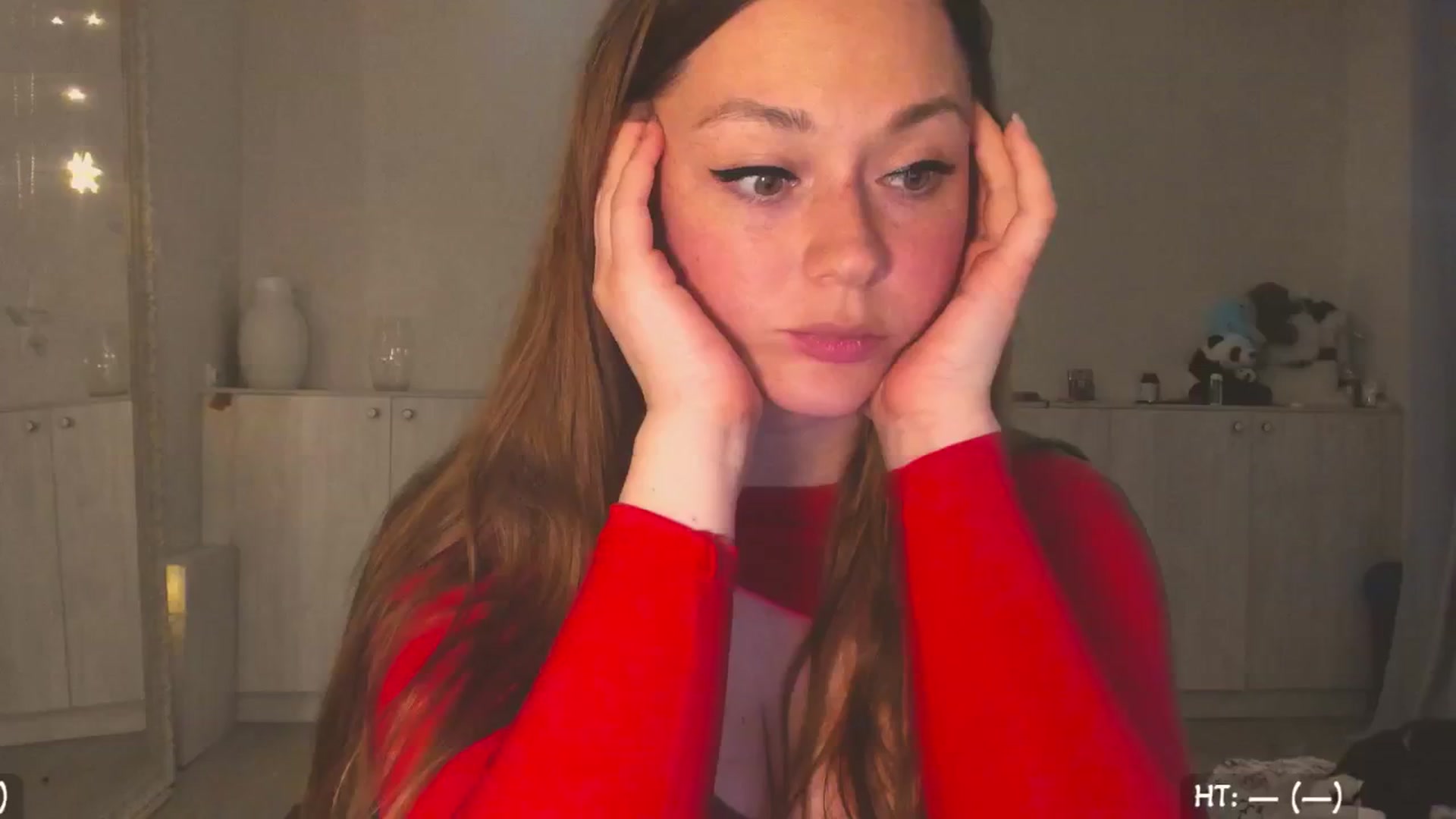 Gallery image thumbnail from Hot_Bun's myfreecams stream on, 06/01/2025, 01:55 image 17 of 20