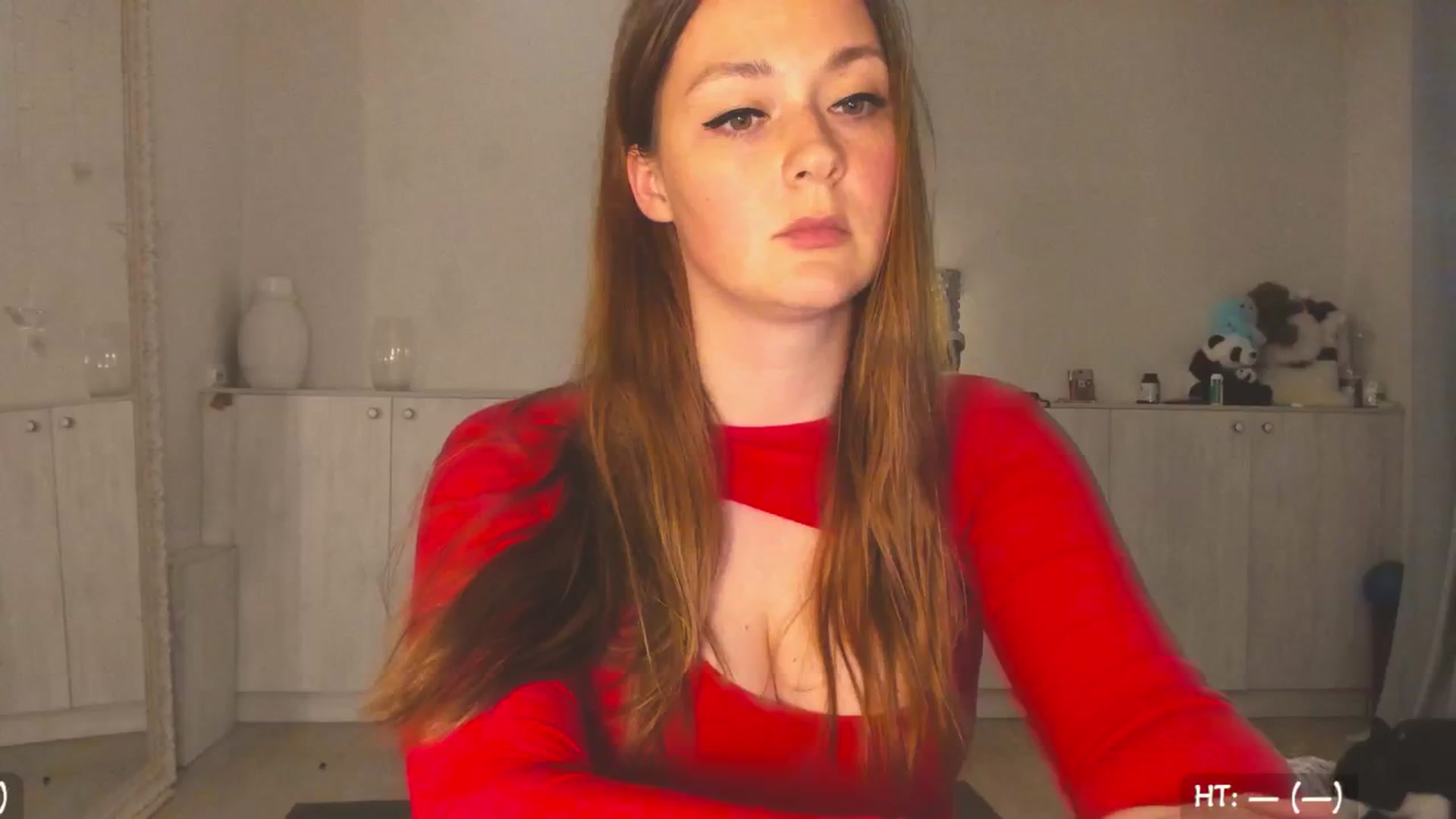 Gallery image thumbnail from Hot_Bun's myfreecams stream on, 06/01/2025, 01:55 image 12 of 20