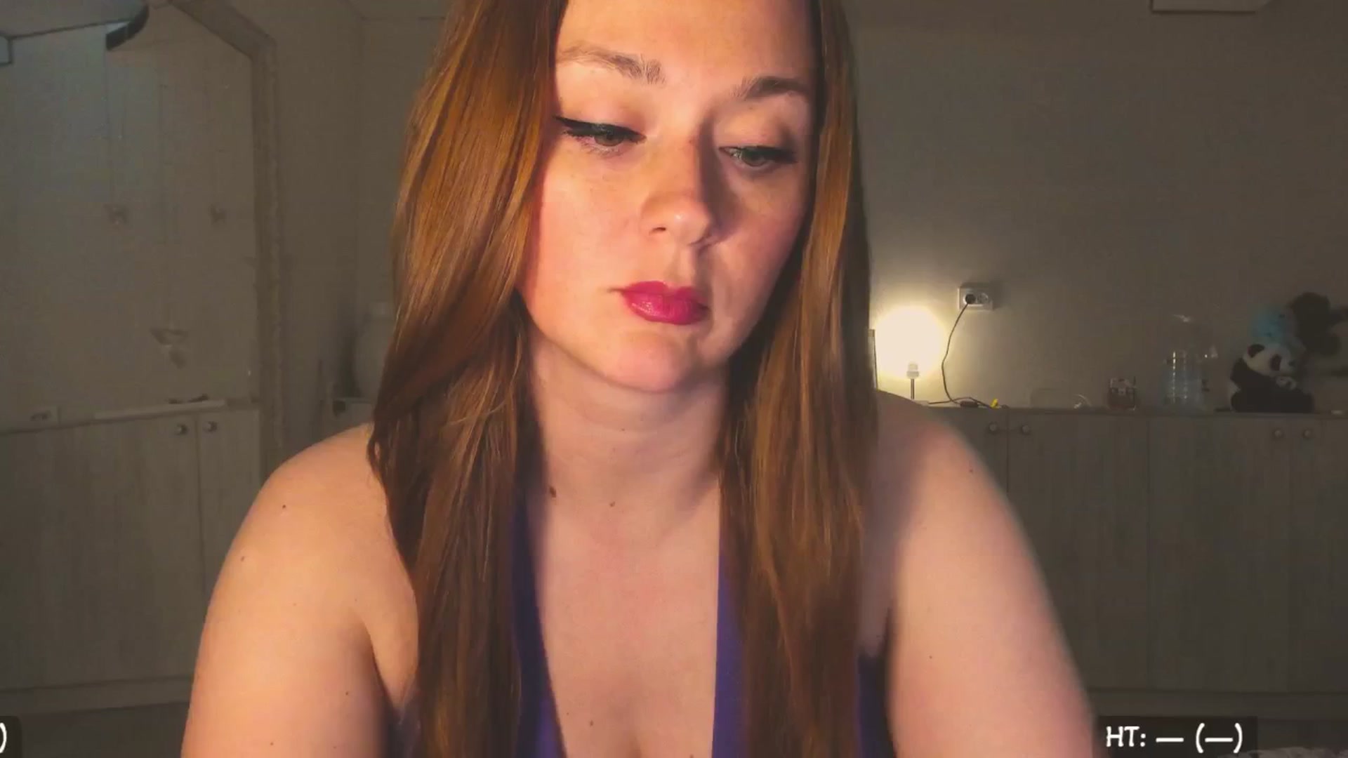 Gallery image thumbnail from Hot_Bun's myfreecams stream on, 06/03/2025, 24:07 image 1 of 20