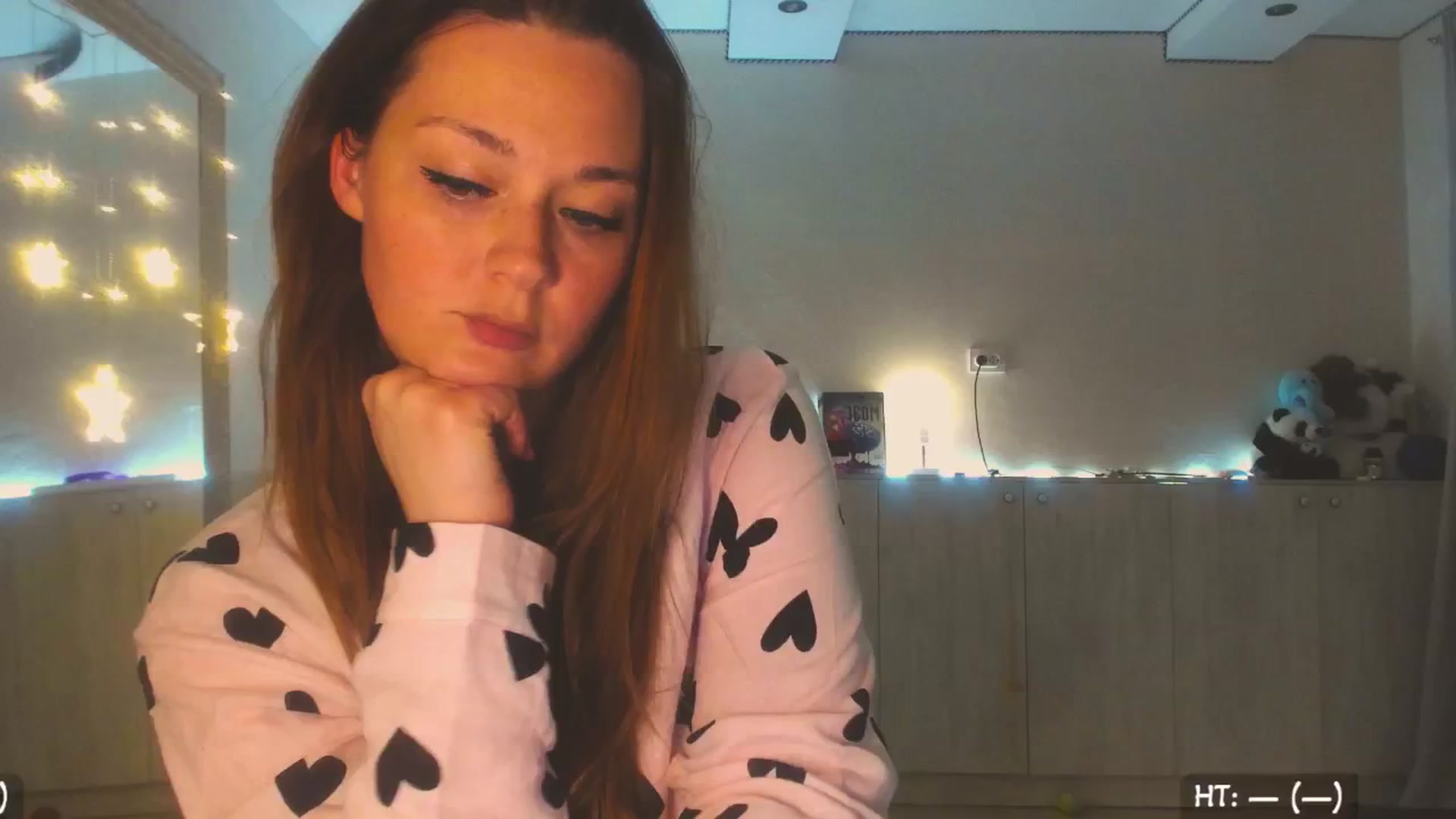 Gallery image thumbnail from Hot_Bun's myfreecams stream on, 06/08/2025, 02:03 image 4 of 20