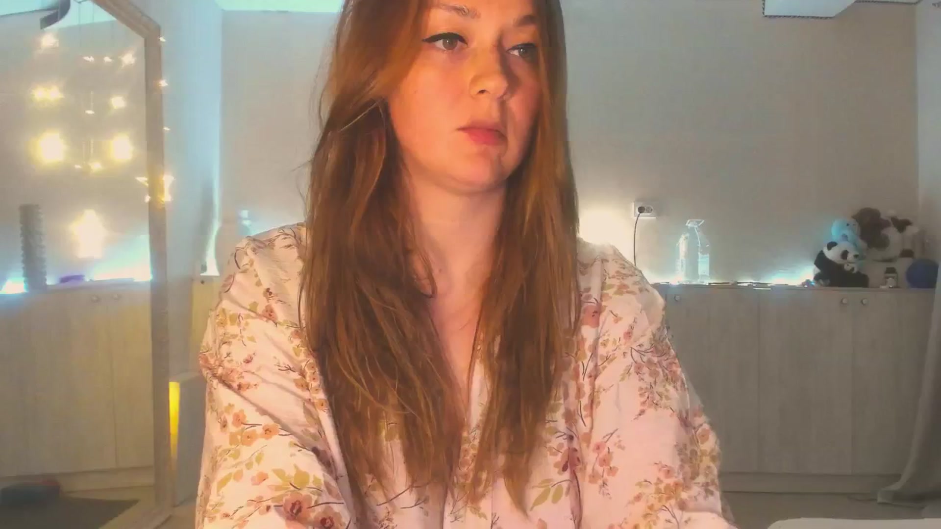 Gallery image thumbnail from Hot_Bun's myfreecams stream on, 06/09/2025, 24:37 image 20 of 20