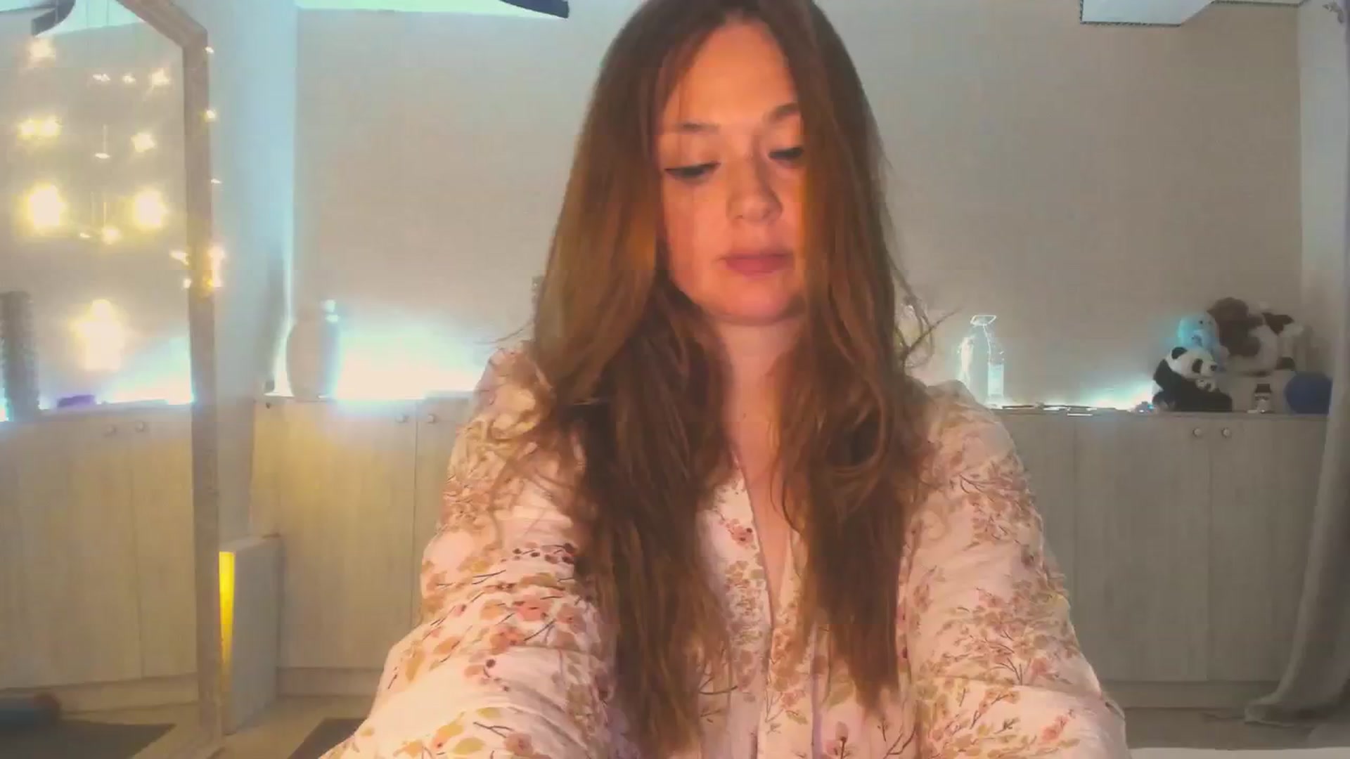 Gallery image thumbnail from Hot_Bun's myfreecams stream on, 06/09/2025, 24:37 image 13 of 20
