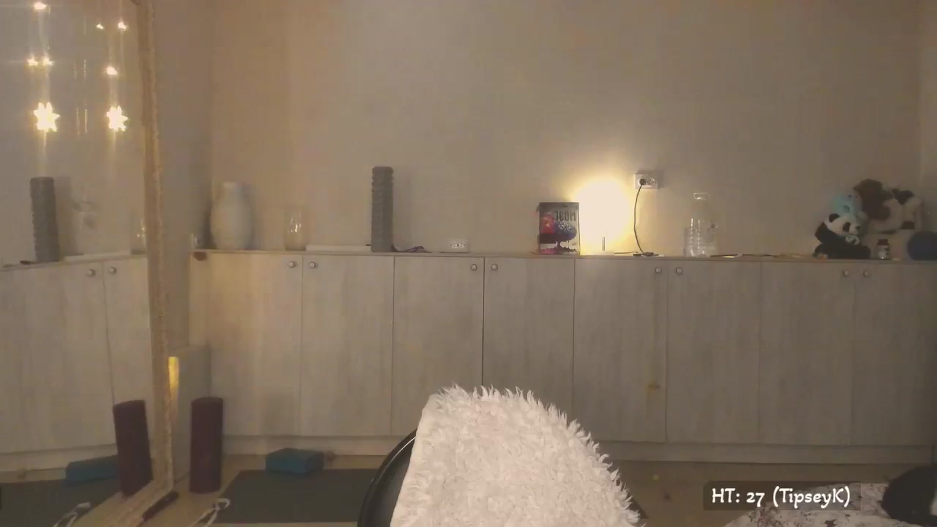 Gallery image thumbnail from Hot_Bun's myfreecams stream on, 06/12/2025, 24:36 image 3 of 20