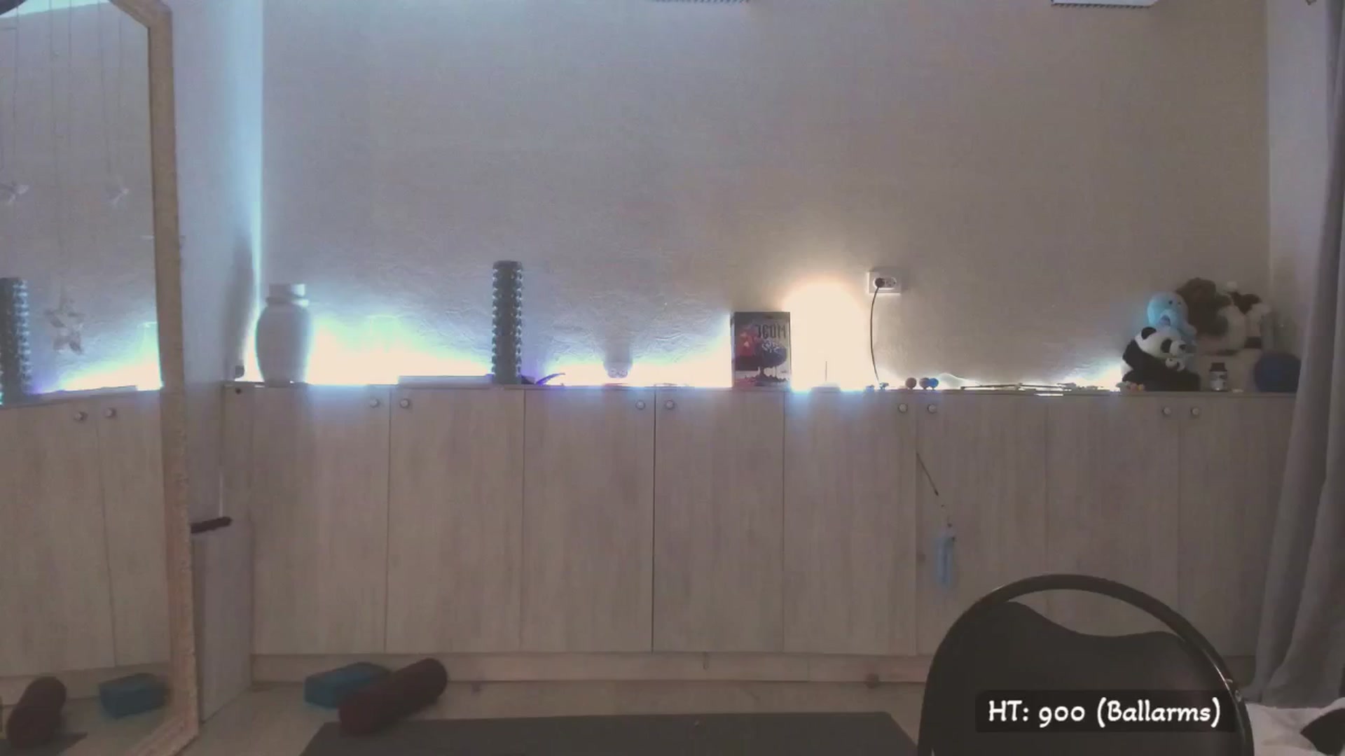Gallery image thumbnail from Hot_Bun's myfreecams stream on, 06/14/2025, 01:58 image 9 of 20
