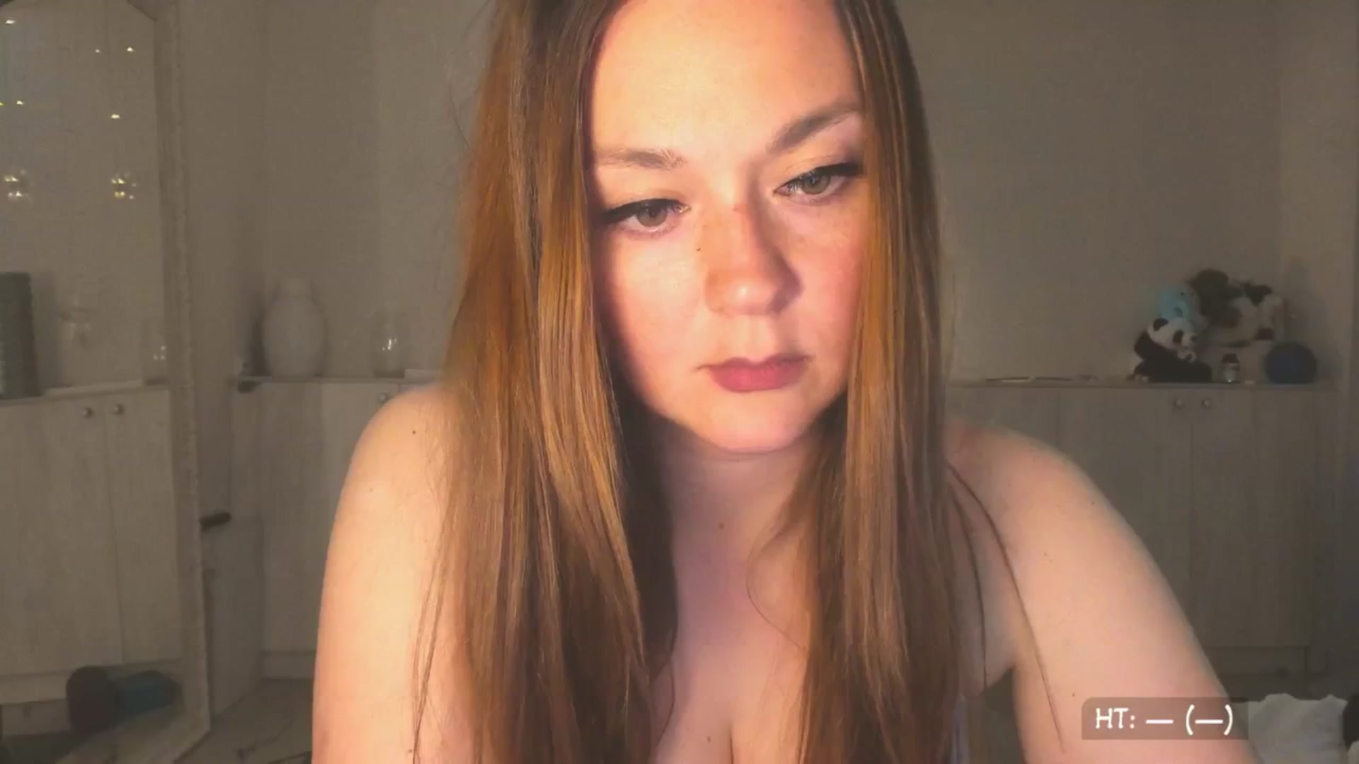 Gallery image thumbnail from Hot_Bun's myfreecams stream on, 06/15/2025, 01:50 image 3 of 20