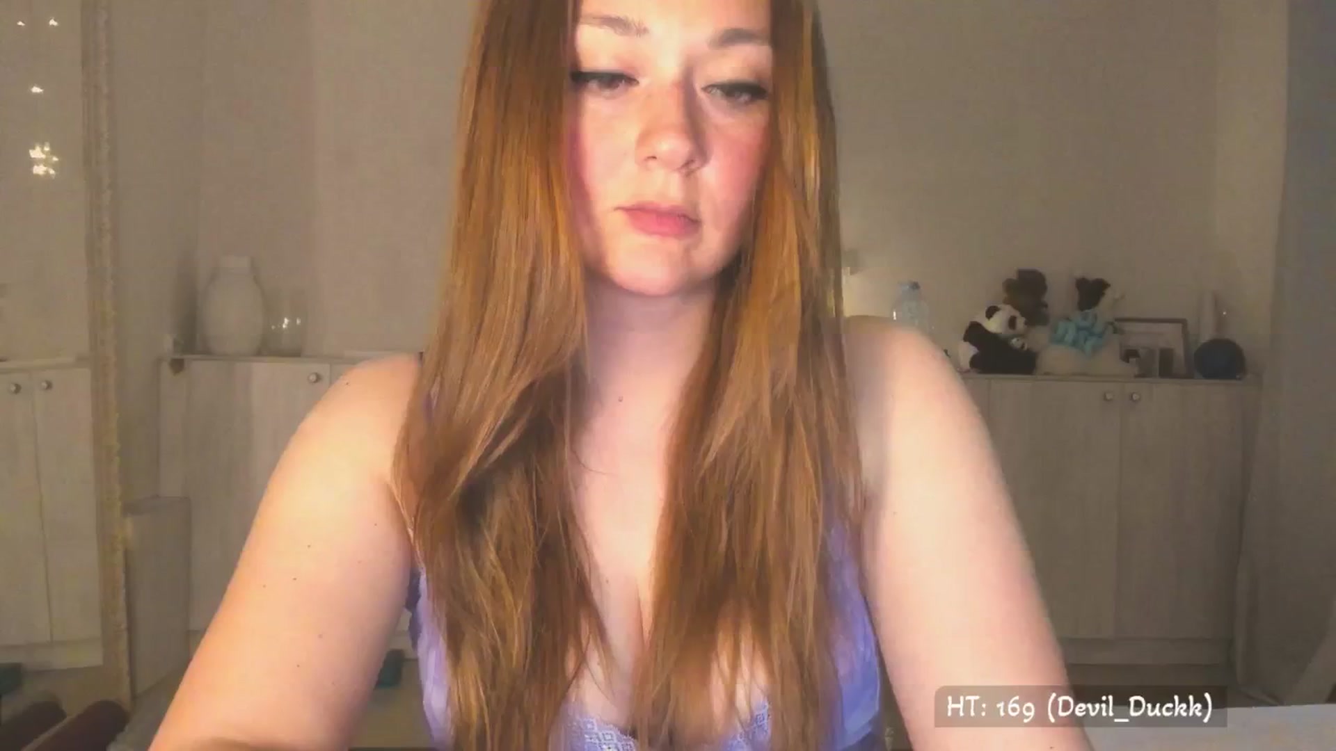 Gallery image thumbnail from Hot_Bun's myfreecams stream on, 06/22/2025, 01:35 image 4 of 20