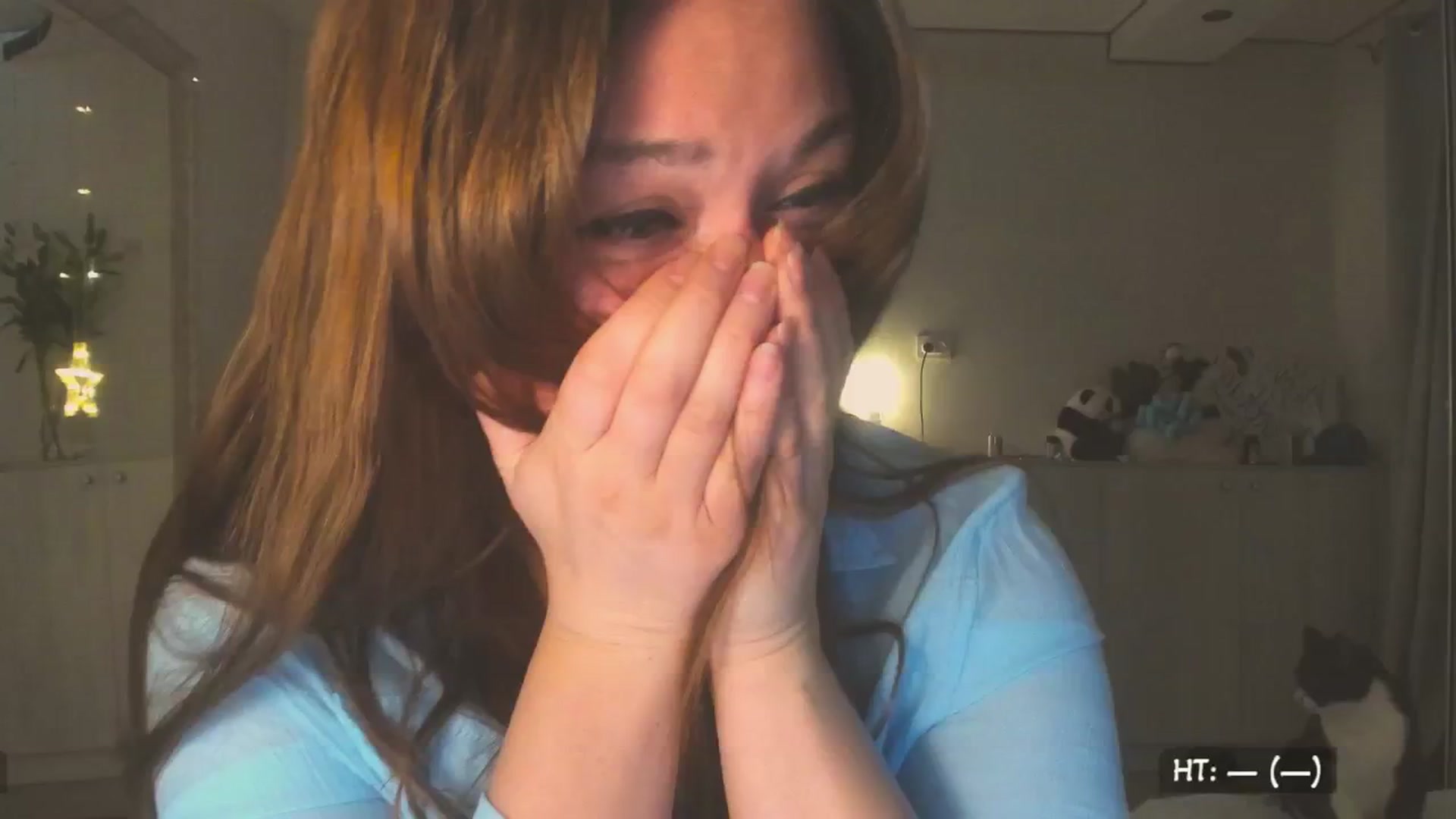 Gallery image thumbnail from Hot_Bun's myfreecams stream on, 06/28/2025, 24:01 image 7 of 20