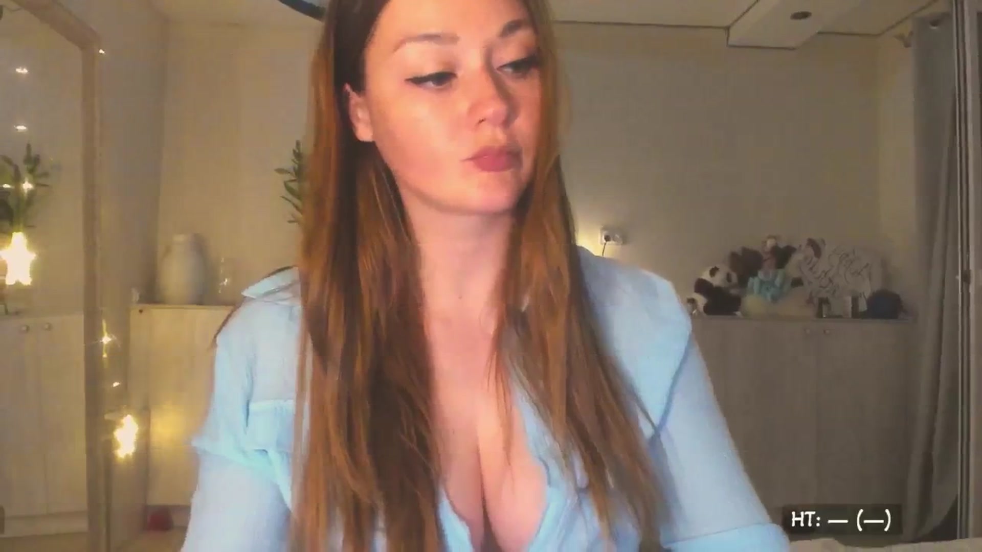 Gallery image thumbnail from Hot_Bun's myfreecams stream on, 06/28/2025, 24:01 image 4 of 20