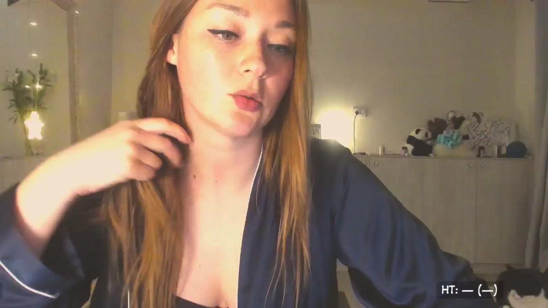 Gallery image thumbnail from Hot_Bun's myfreecams stream on, 06/28/2025, 01:38 image 1 of 20